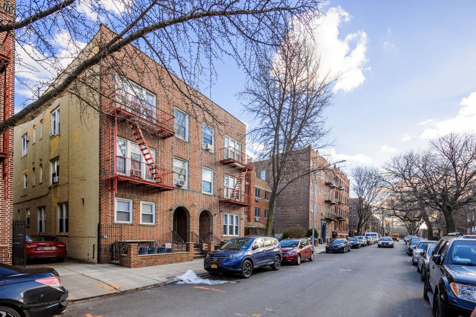 #4 photo, 48-41 45th Street, クイーンズ区 Queens , NY 11377