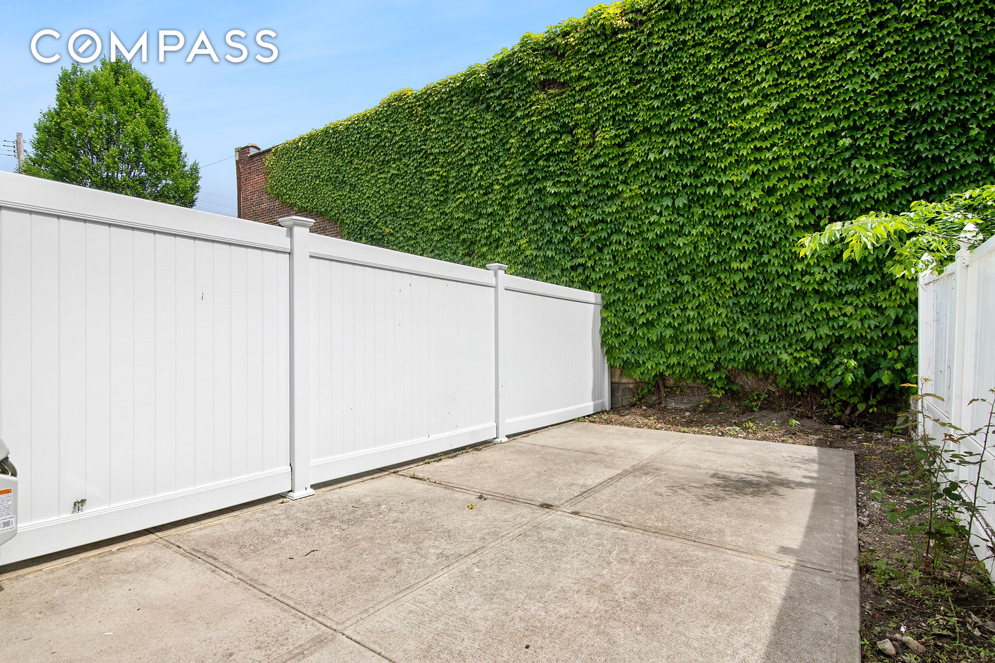 #14 photo, 41-05 20th Avenue, クイーンズ区 Astoria , NY 11105