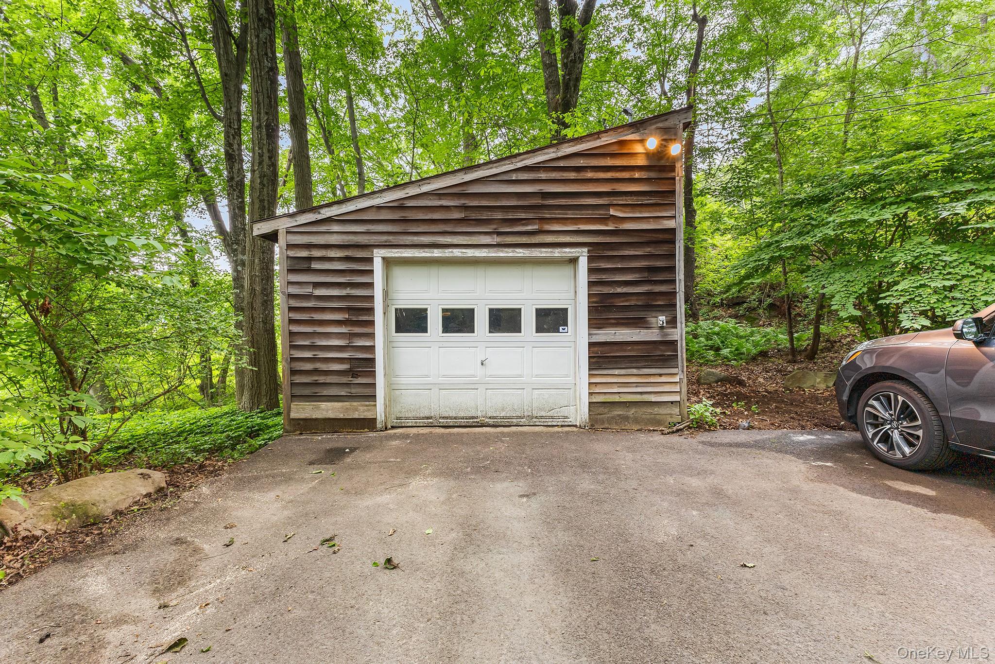 #8 photo, 632 State Route 32, New Paltz , NY 12561