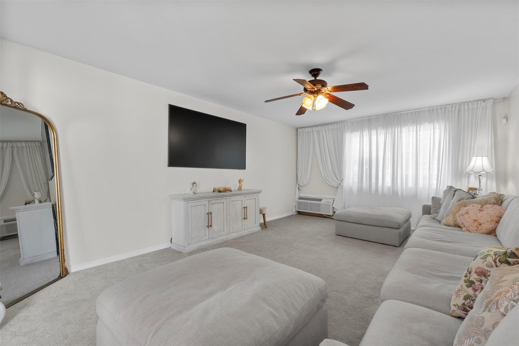 #15 photo, 2B Kings, Mohegan Lake , NY 10547