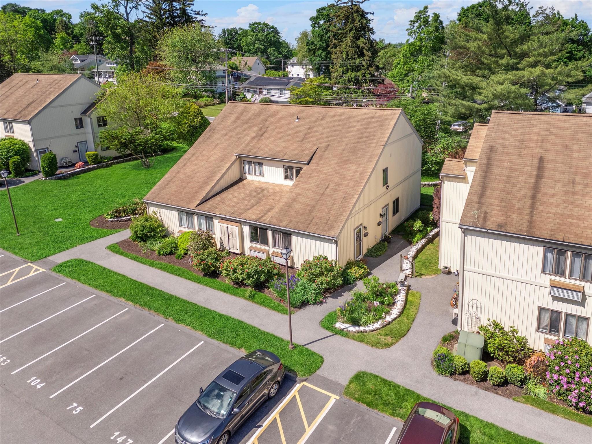 #8 photo, 2B Kings, Mohegan Lake , NY 10547