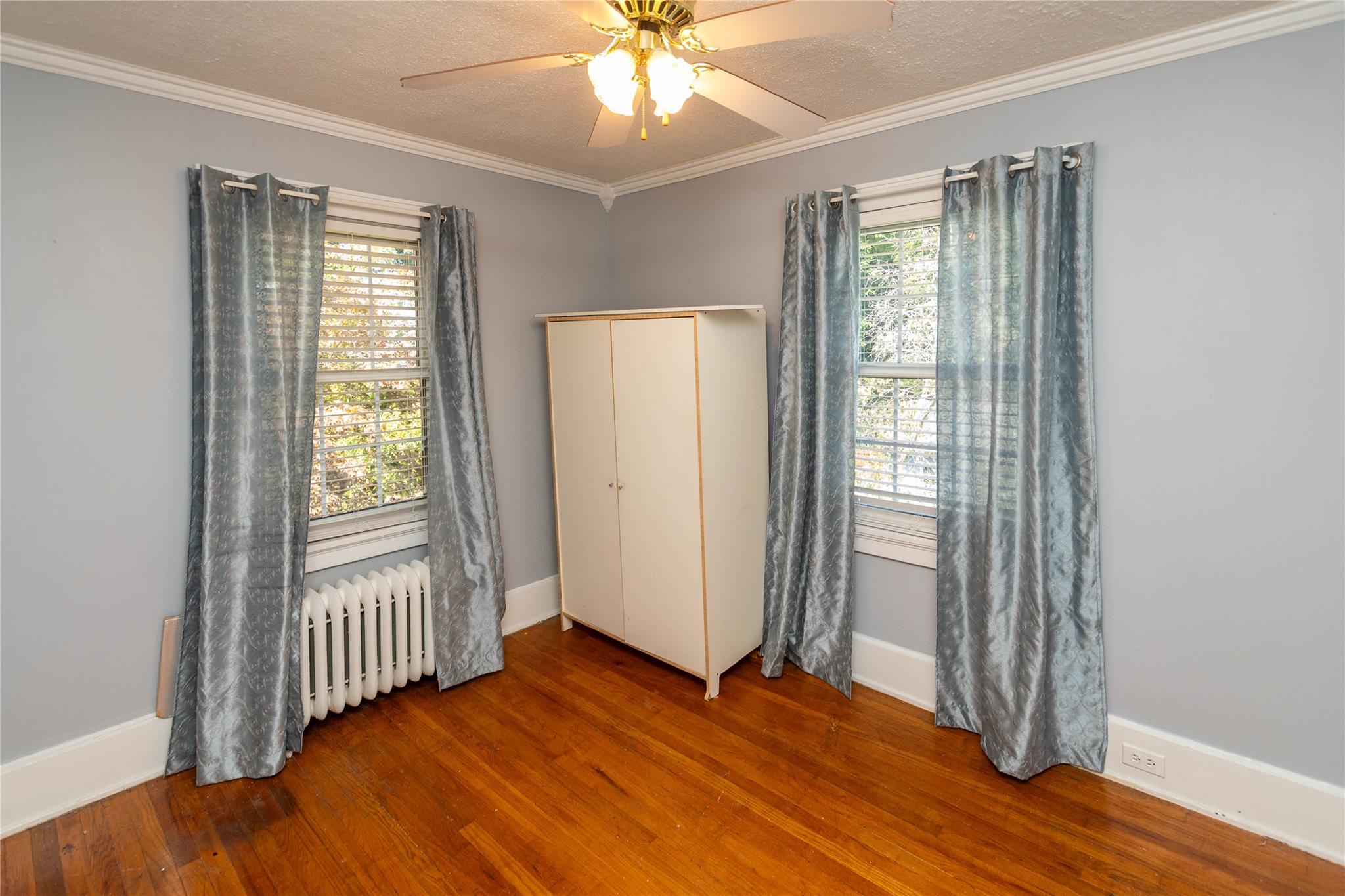 #20 photo, 12 Woodside Place, Highland , NY 12528