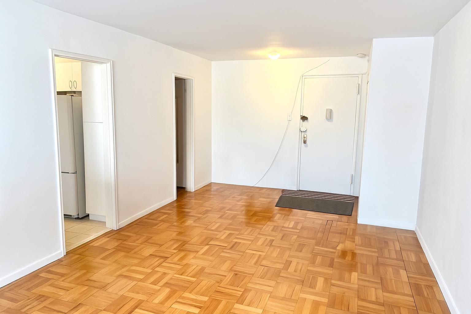 #2 photo, 74-02 43 Avenue, クイーンズ区 Elmhurst , NY 11373