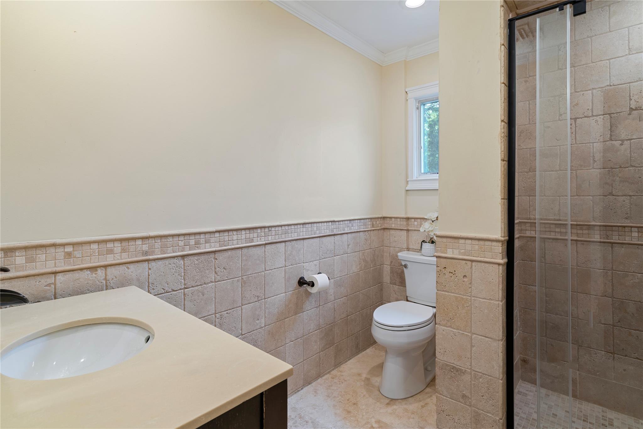 #17 photo, 22 Pomper Drive, サフォーク郡 East Northport , NY 11731