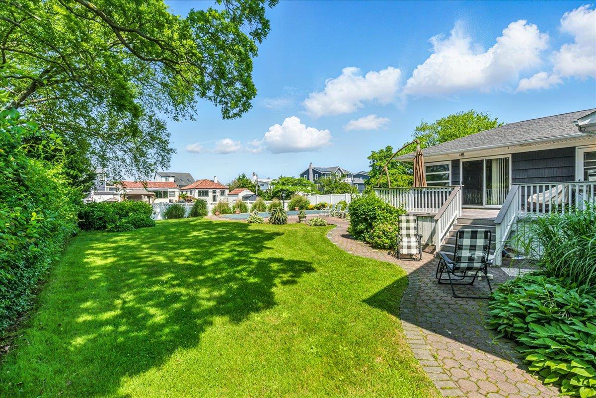 #13 photo, 189 Blackheath Road, Lido Beach , NY 11561