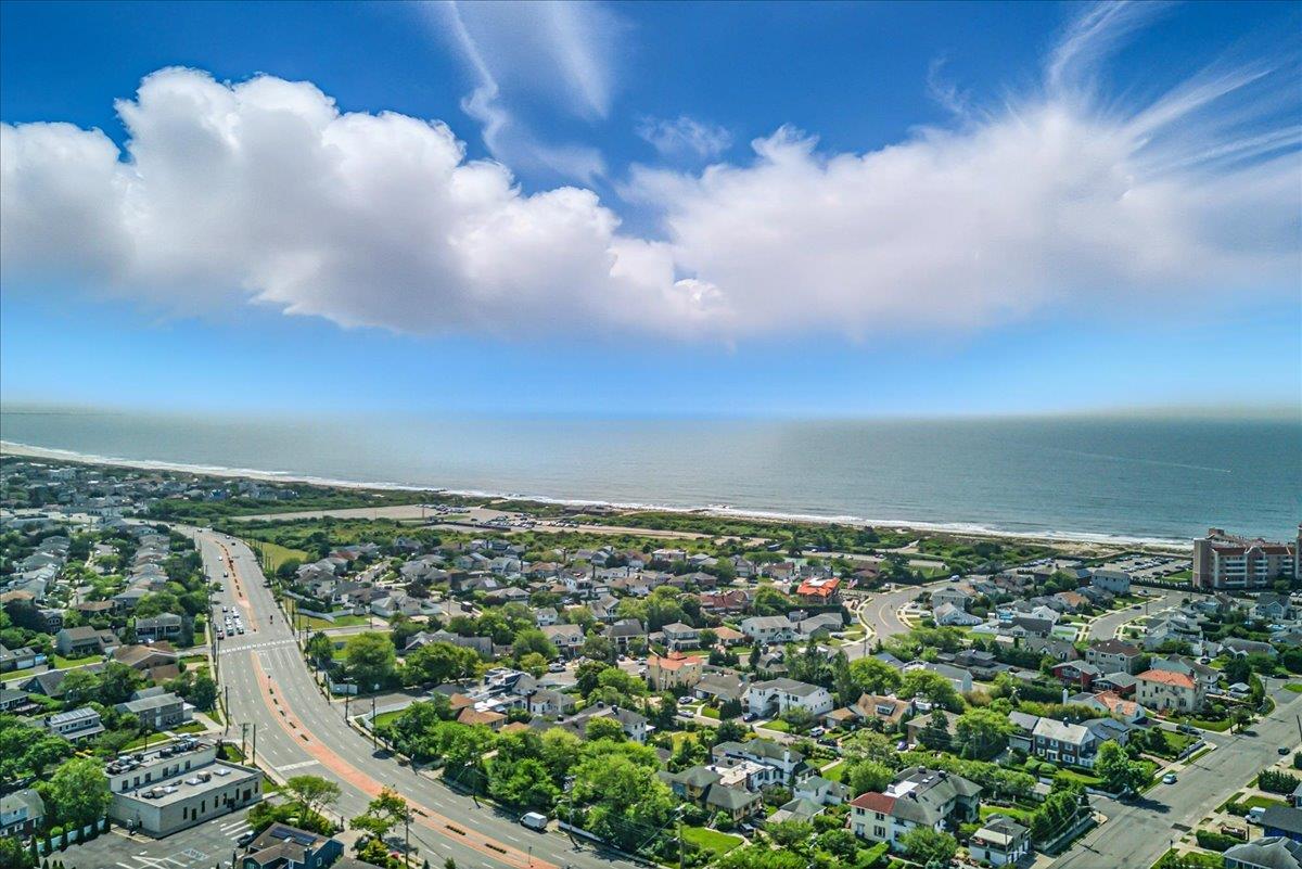 #18 photo, 189 Blackheath Road, Lido Beach , NY 11561