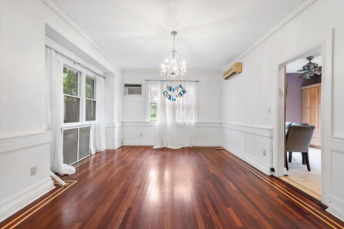 #14 photo, 345 Broadway, ナッソー郡 Lawrence , NY 11559