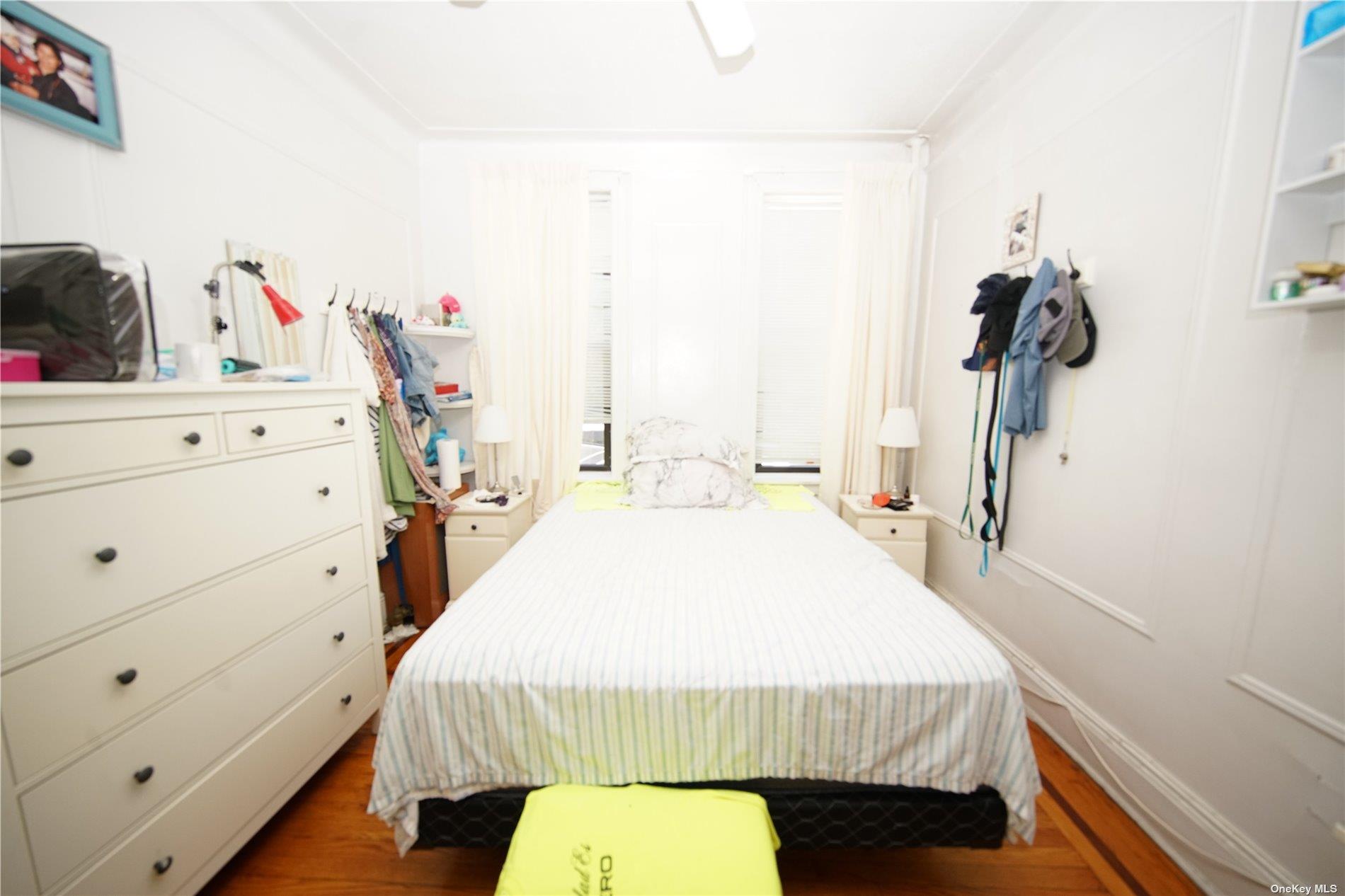 #11 photo, 40-45 99th Street, クイーンズ区 Corona , NY 11368