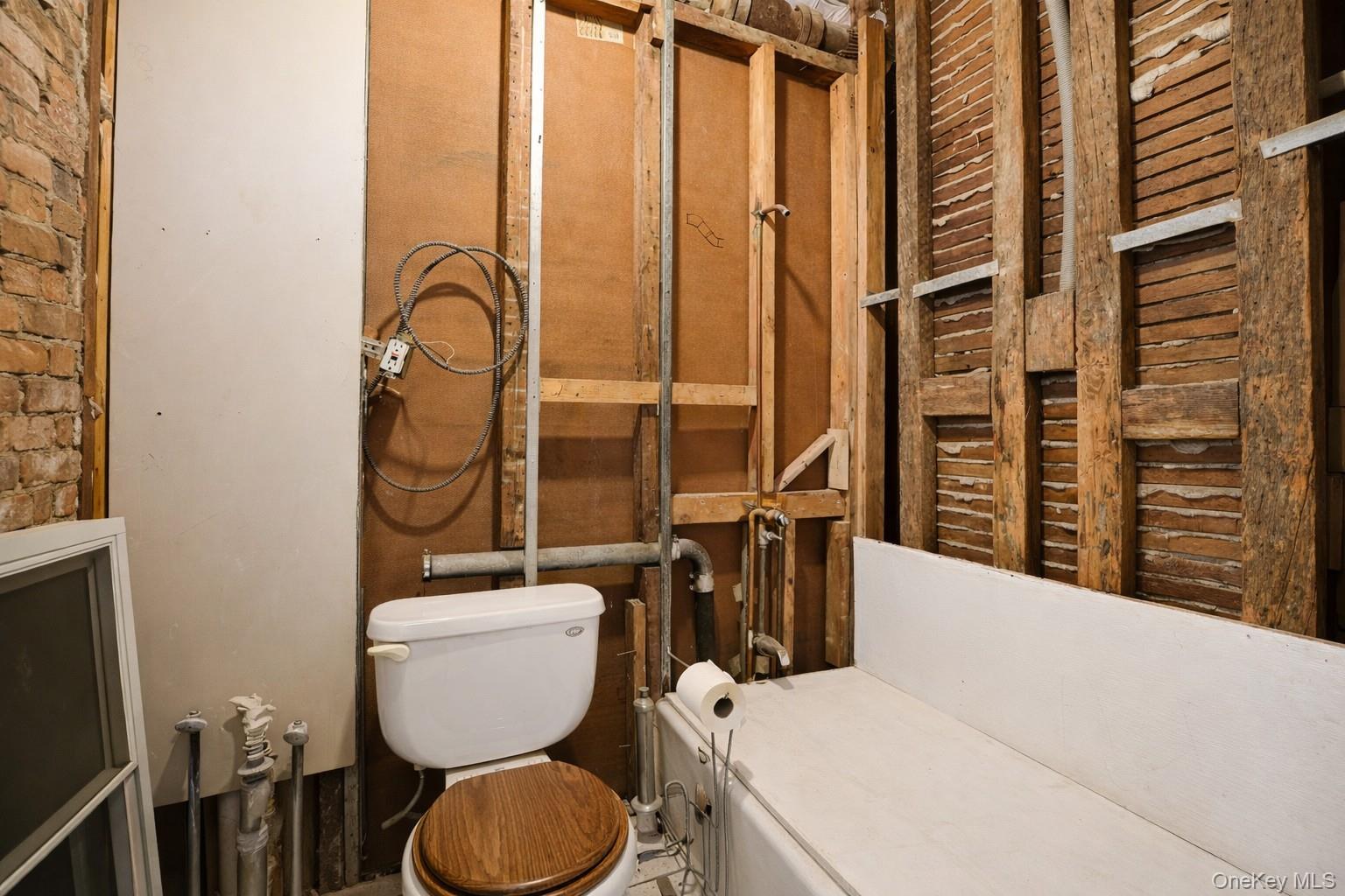 #14 photo, 53 Franklin Street, Brooklyn , NY 11222