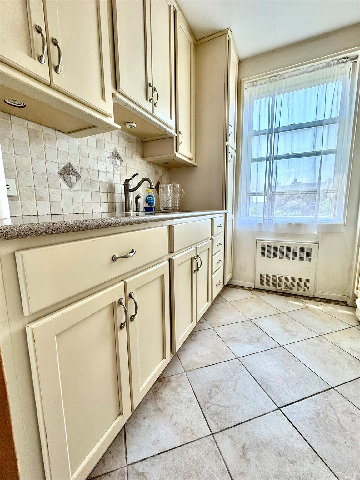 #5 photo, 6300 Riverdale Avenue, Bronx , NY 10471