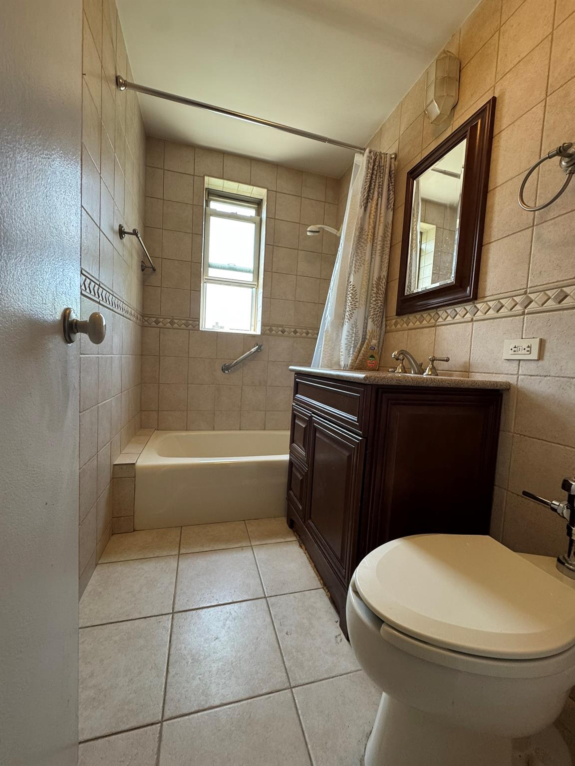 #9 photo, 6300 Riverdale Avenue, Bronx , NY 10471