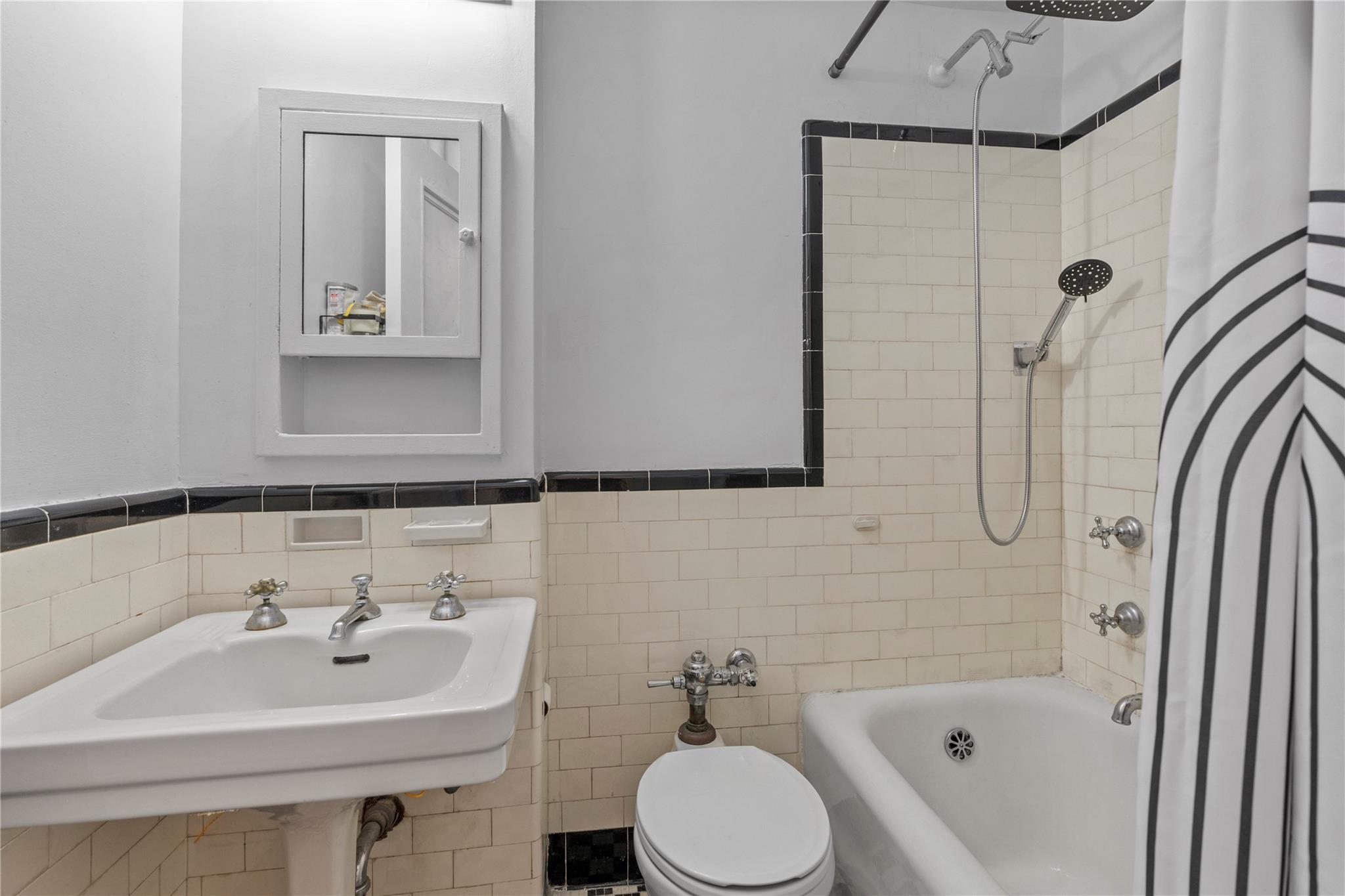 #17 photo, 310 Riverside Drive, 曼哈頓 上西城 New York (Manhattan) , NY 10025