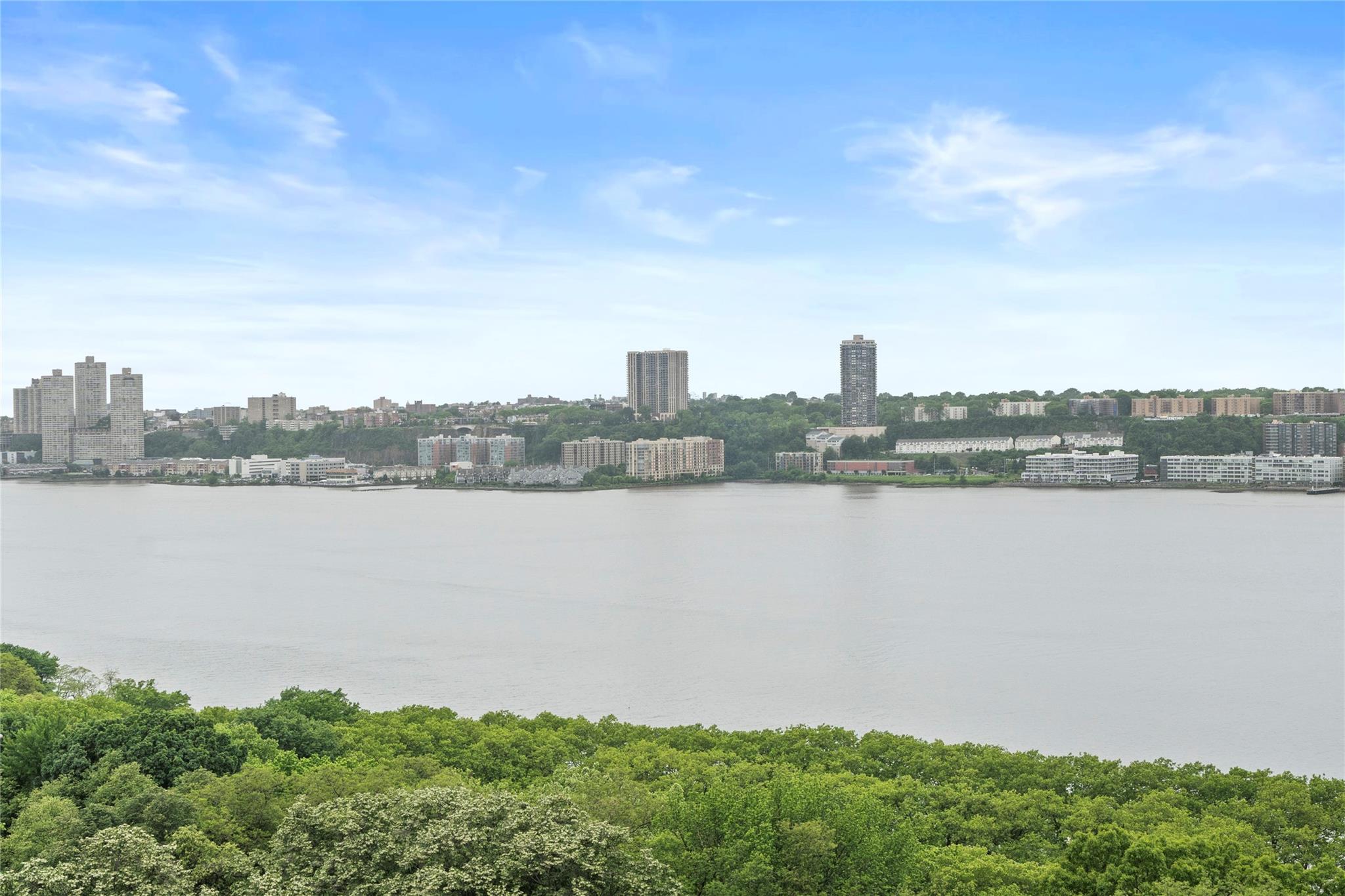 #2 photo, 310 Riverside Drive, 曼哈頓 上西城 New York (Manhattan) , NY 10025