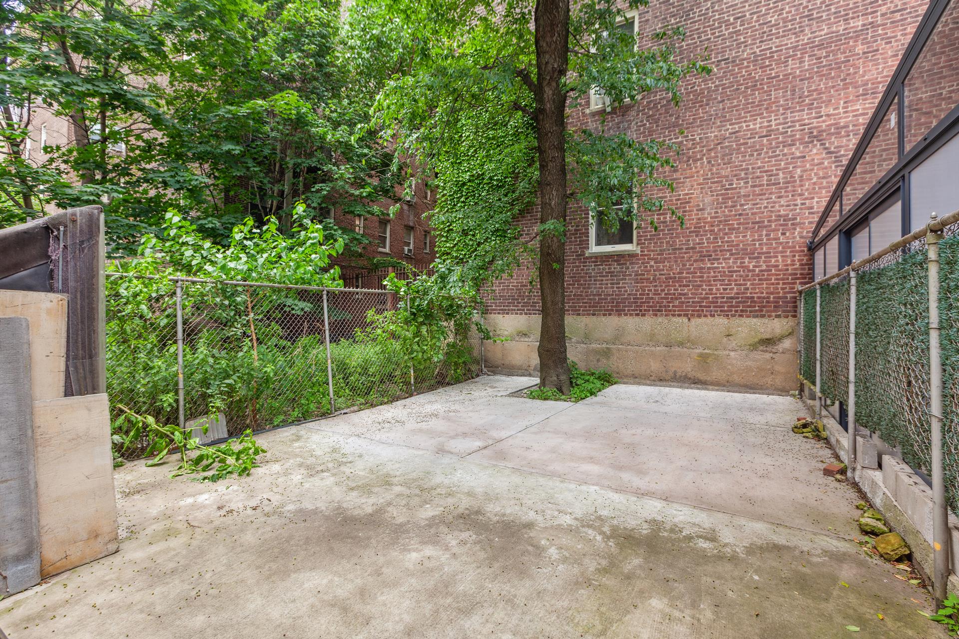 #3 photo, Sunnyside, クイーンズ区 Sunnyside , NY 11104