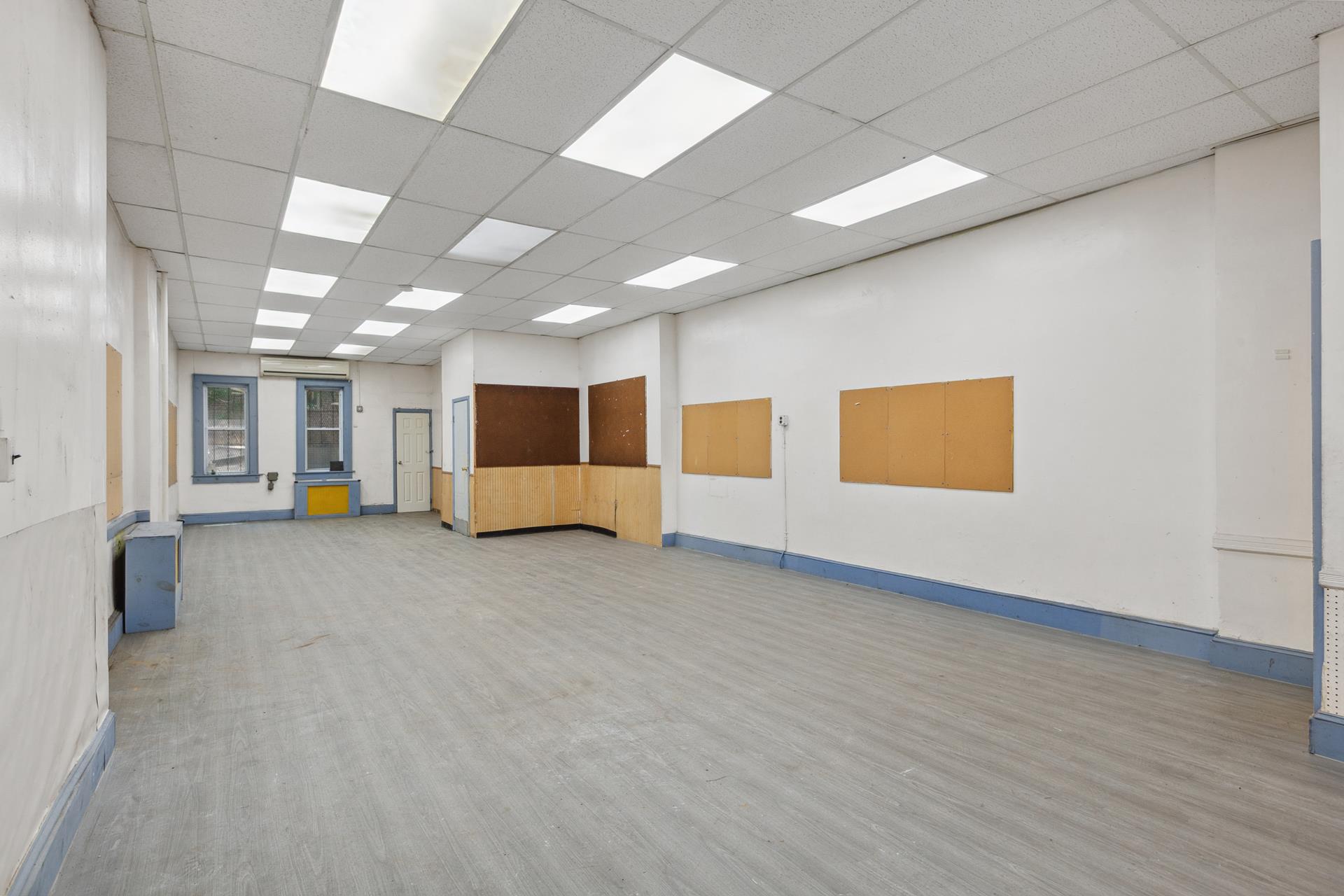 #4 photo, Sunnyside, クイーンズ区 Sunnyside , NY 11104