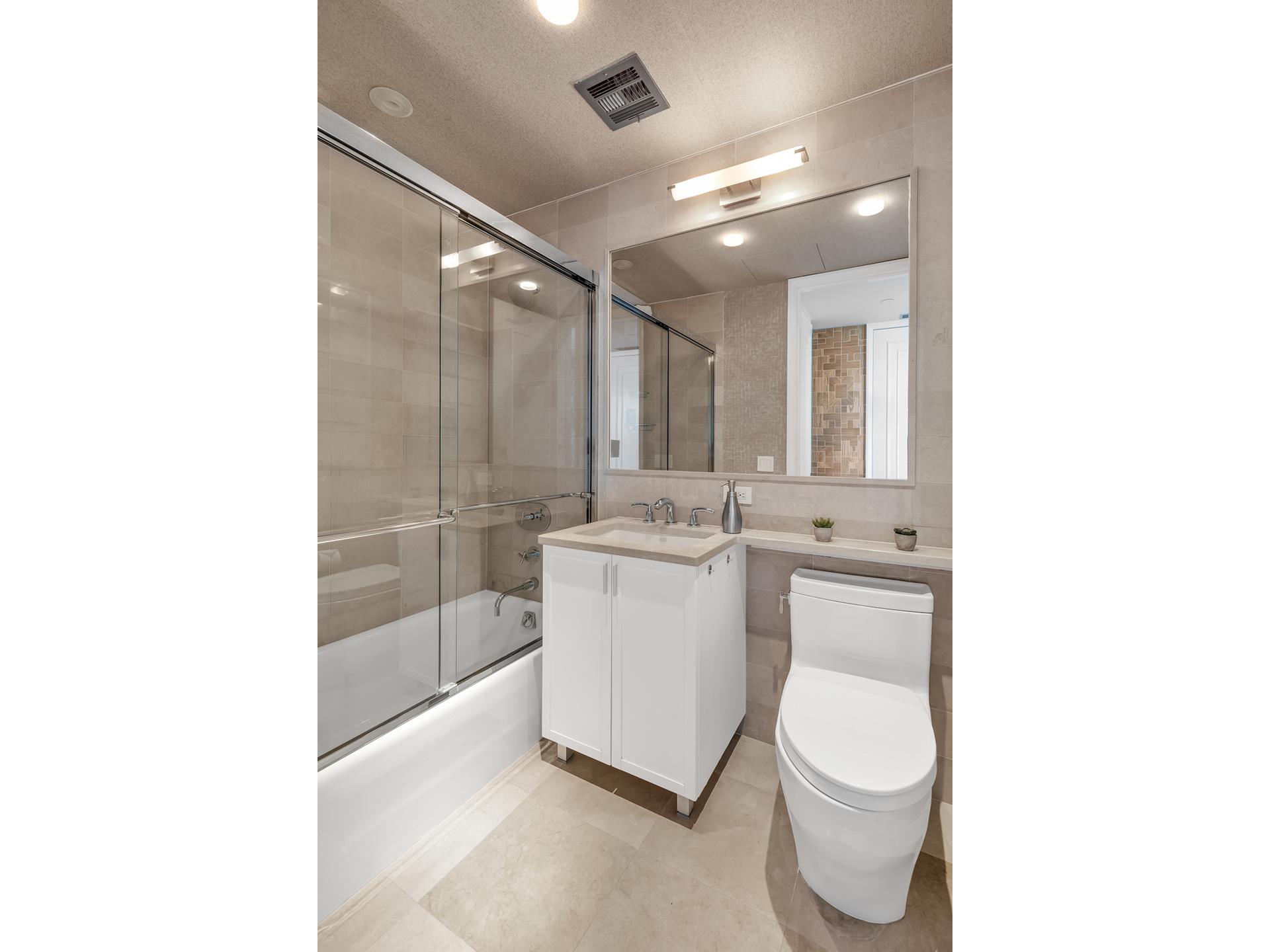 #14 photo, 80 COLUMBUS Circle, マンハッタン Lincoln Square , NY 10019