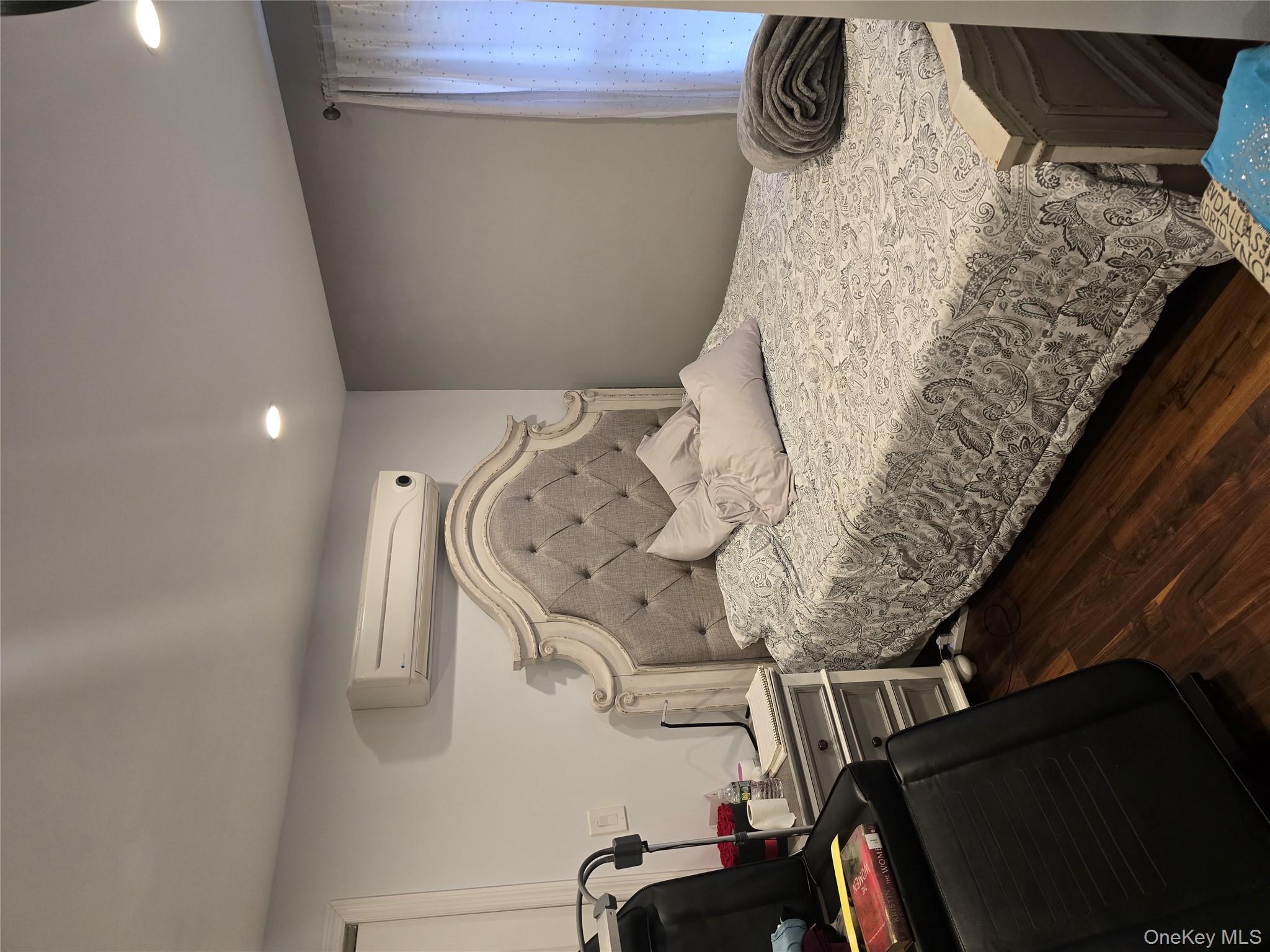 #10 photo, 18 Julian Place, ナッソー郡 Island Park , NY 11558