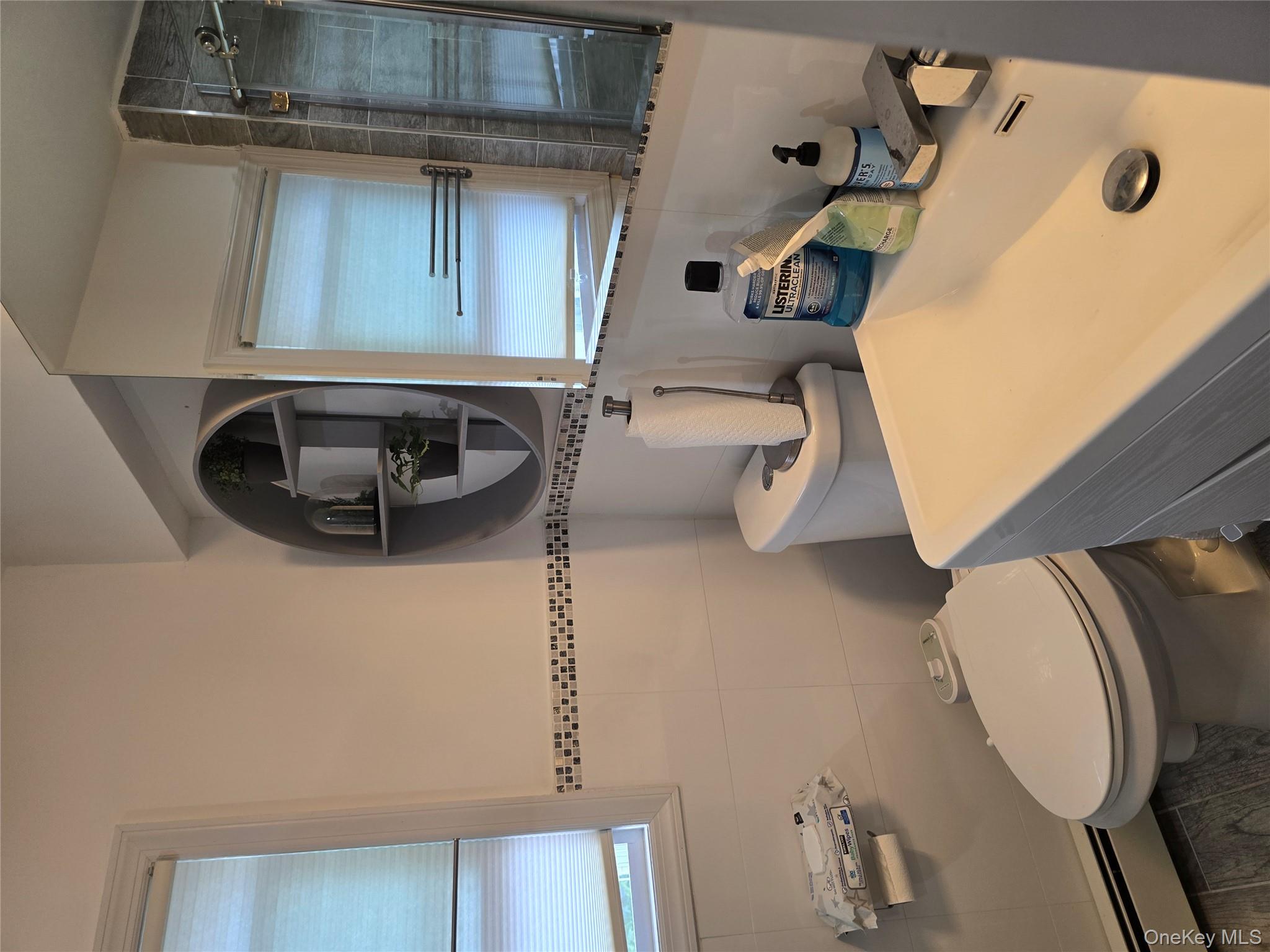 #14 photo, 18 Julian Place, ナッソー郡 Island Park , NY 11558