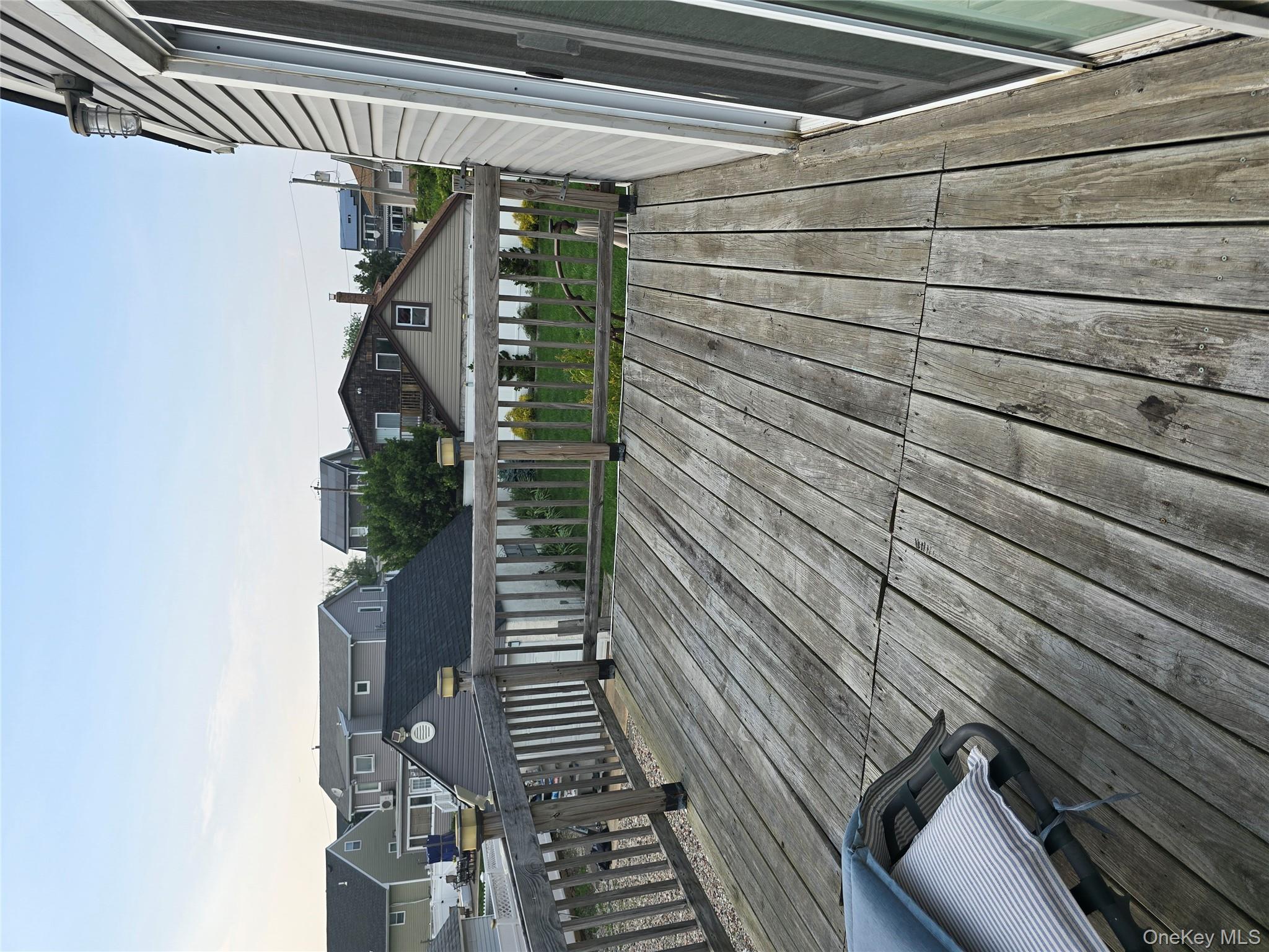 #15 photo, 18 Julian Place, ナッソー郡 Island Park , NY 11558