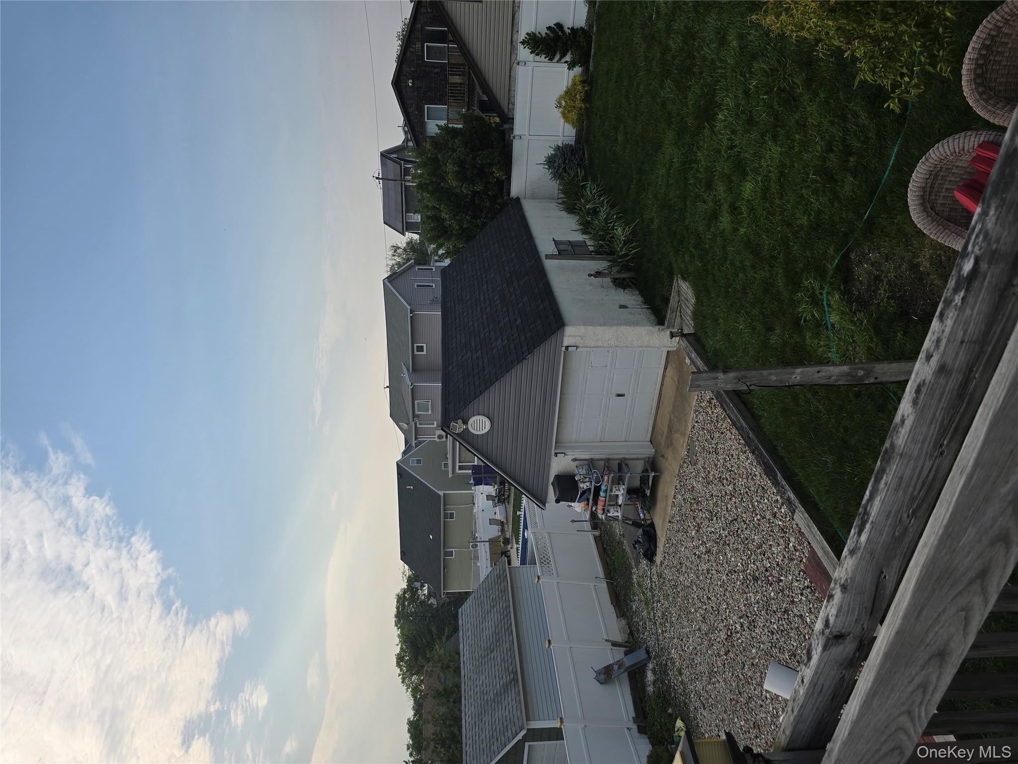 #16 photo, 18 Julian Place, ナッソー郡 Island Park , NY 11558