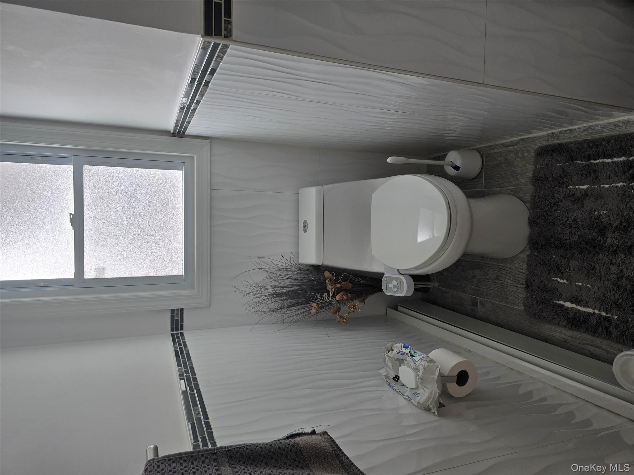 #17 photo, 18 Julian Place, ナッソー郡 Island Park , NY 11558