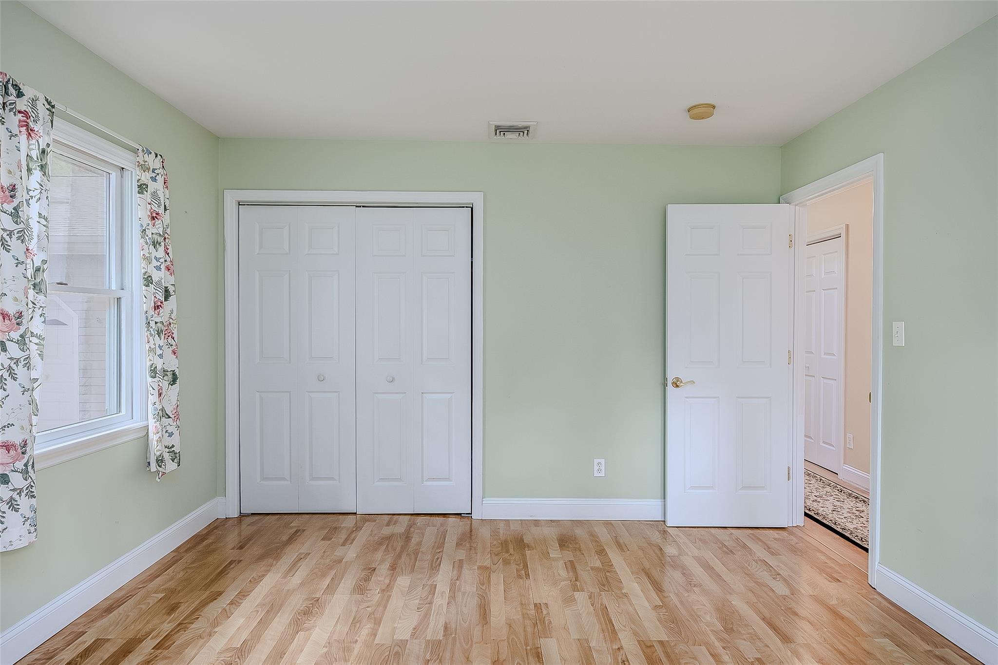 #15 photo, 101 Wilson Drive, Port Jefferson Village , NY 11777