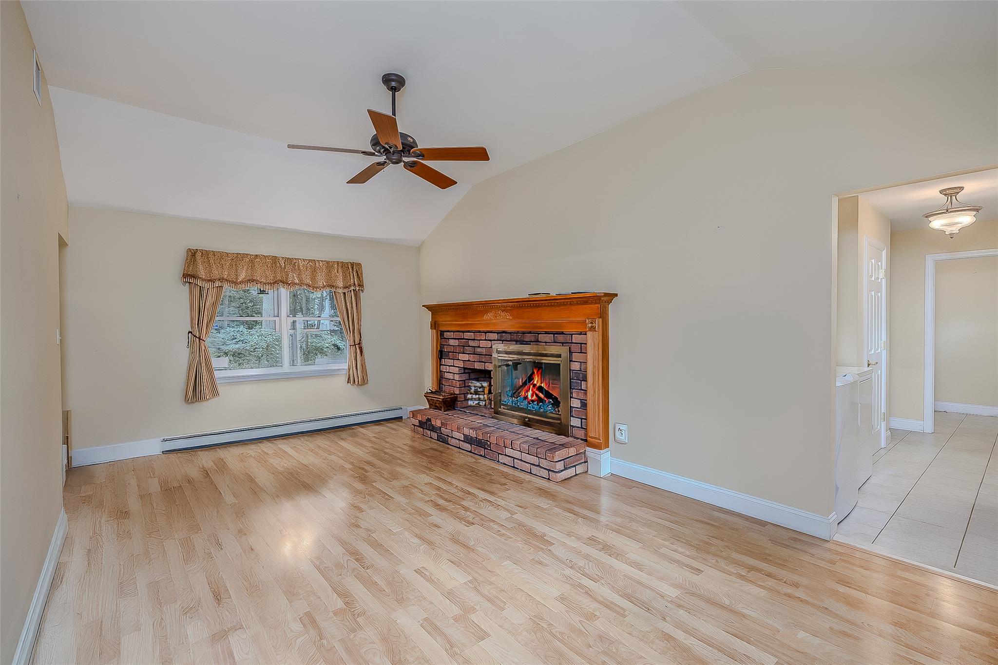 #3 photo, 101 Wilson Drive, Port Jefferson Village , NY 11777