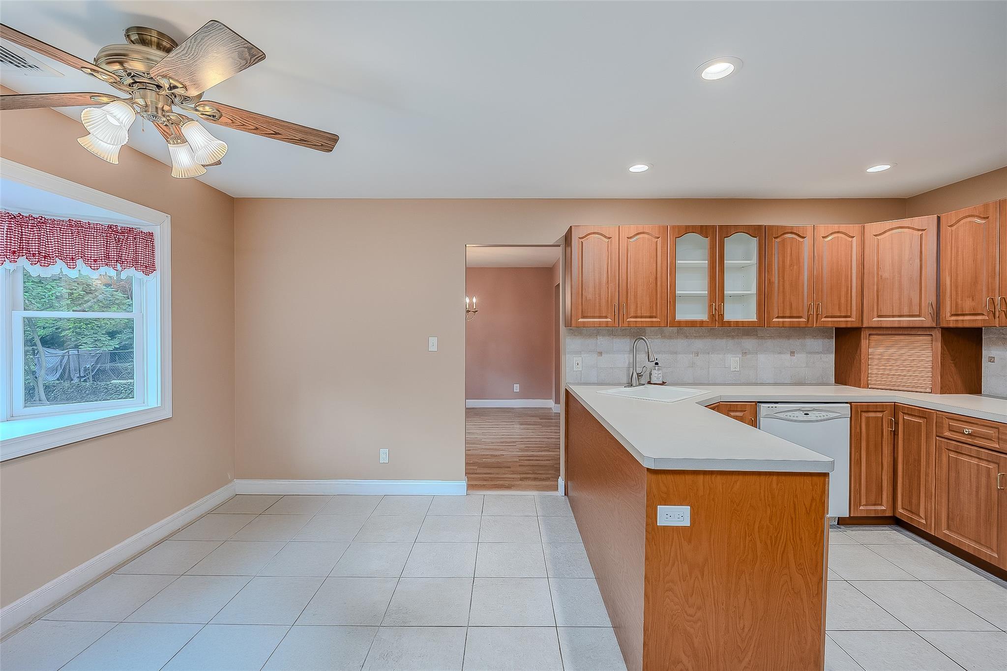 #6 photo, 101 Wilson Drive, Port Jefferson Village , NY 11777