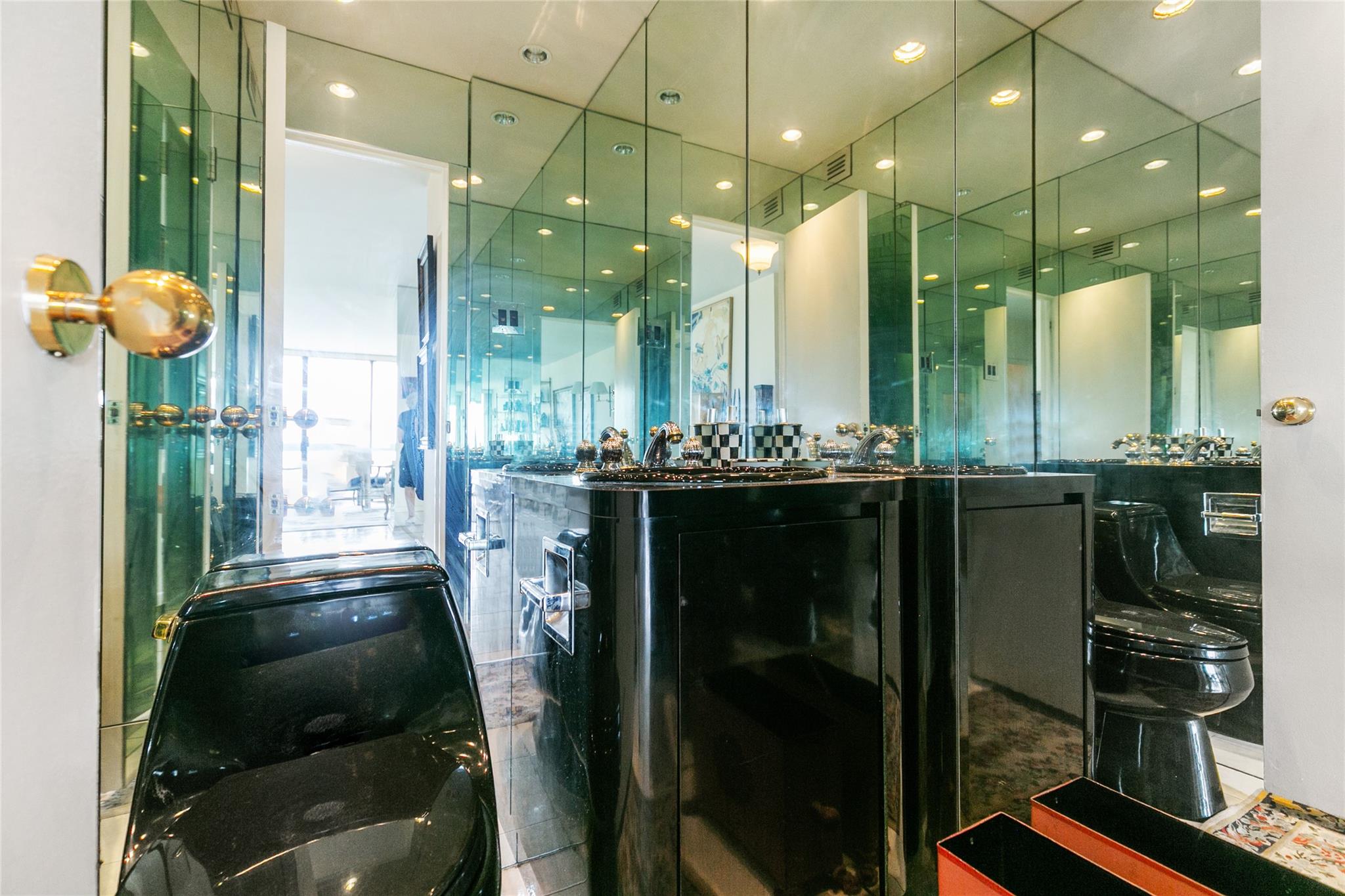 #16 photo, 271-10 Grand Central Parkway, クイーンズ区 Floral Park , NY 11005