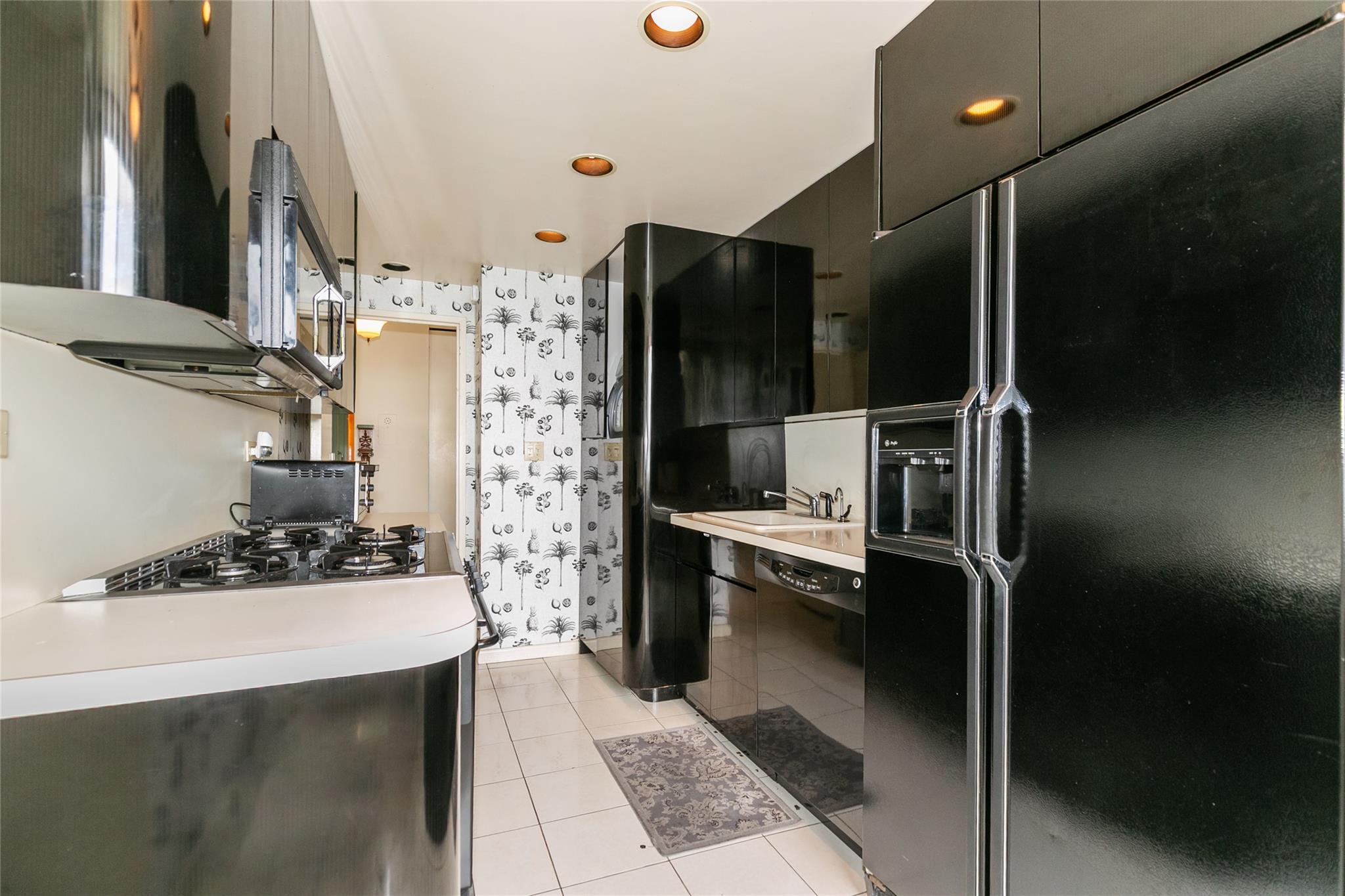 #18 photo, 271-10 Grand Central Parkway, クイーンズ区 Floral Park , NY 11005