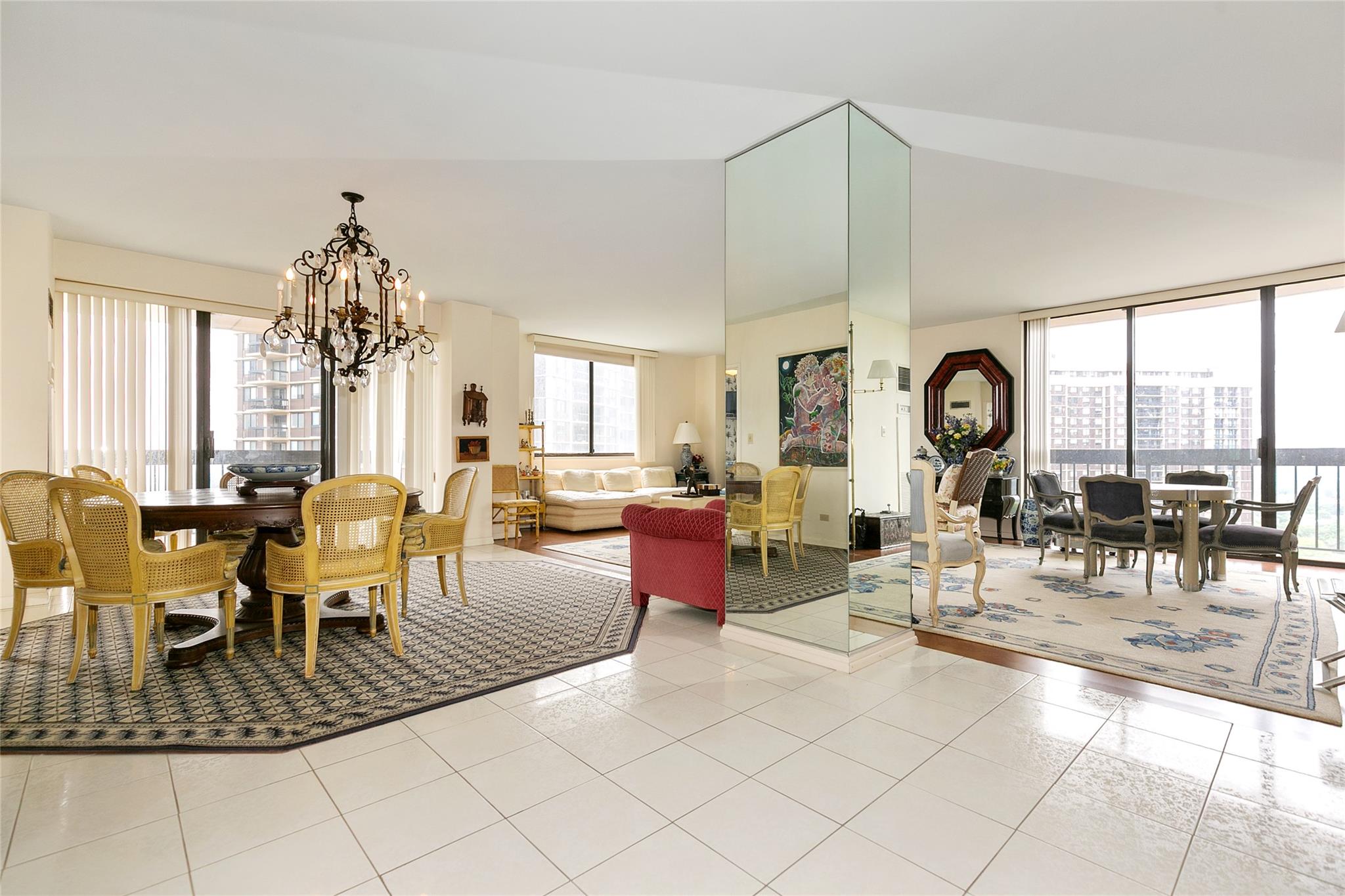 #8 photo, 271-10 Grand Central Parkway, クイーンズ区 Floral Park , NY 11005