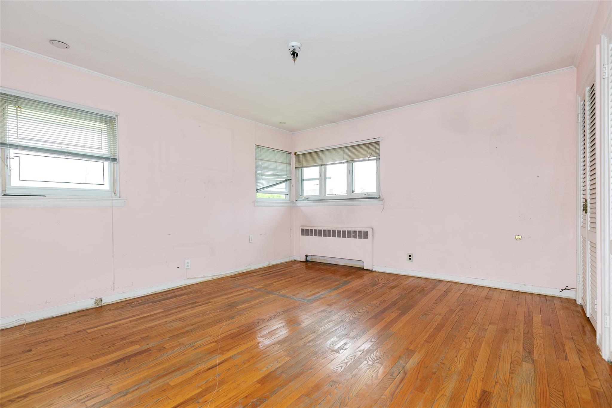 #11 photo, 11 Webb Hill Road, ناسو Great Neck , NY 11020