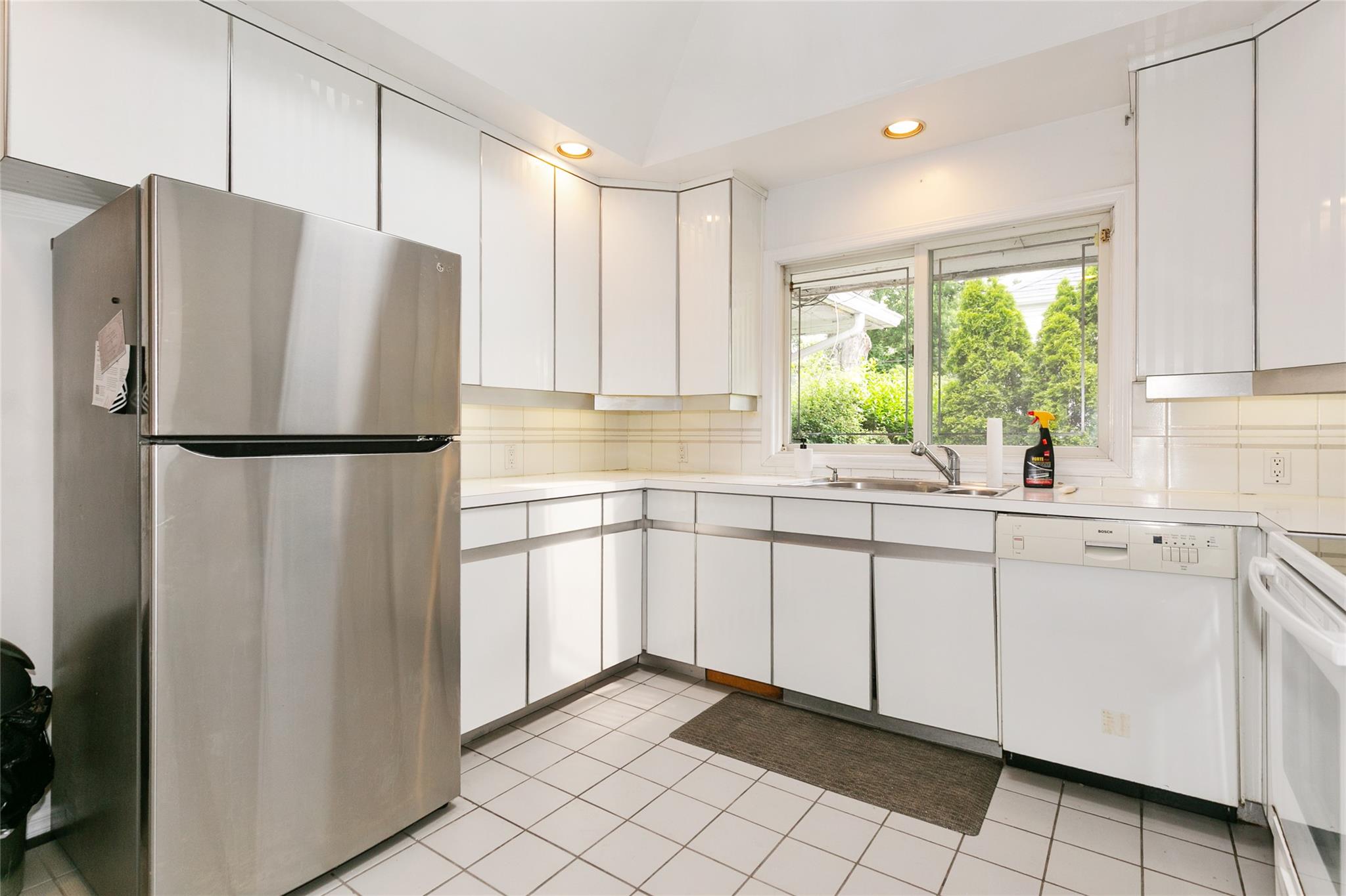 #9 photo, 11 Webb Hill Road, ناسو Great Neck , NY 11020