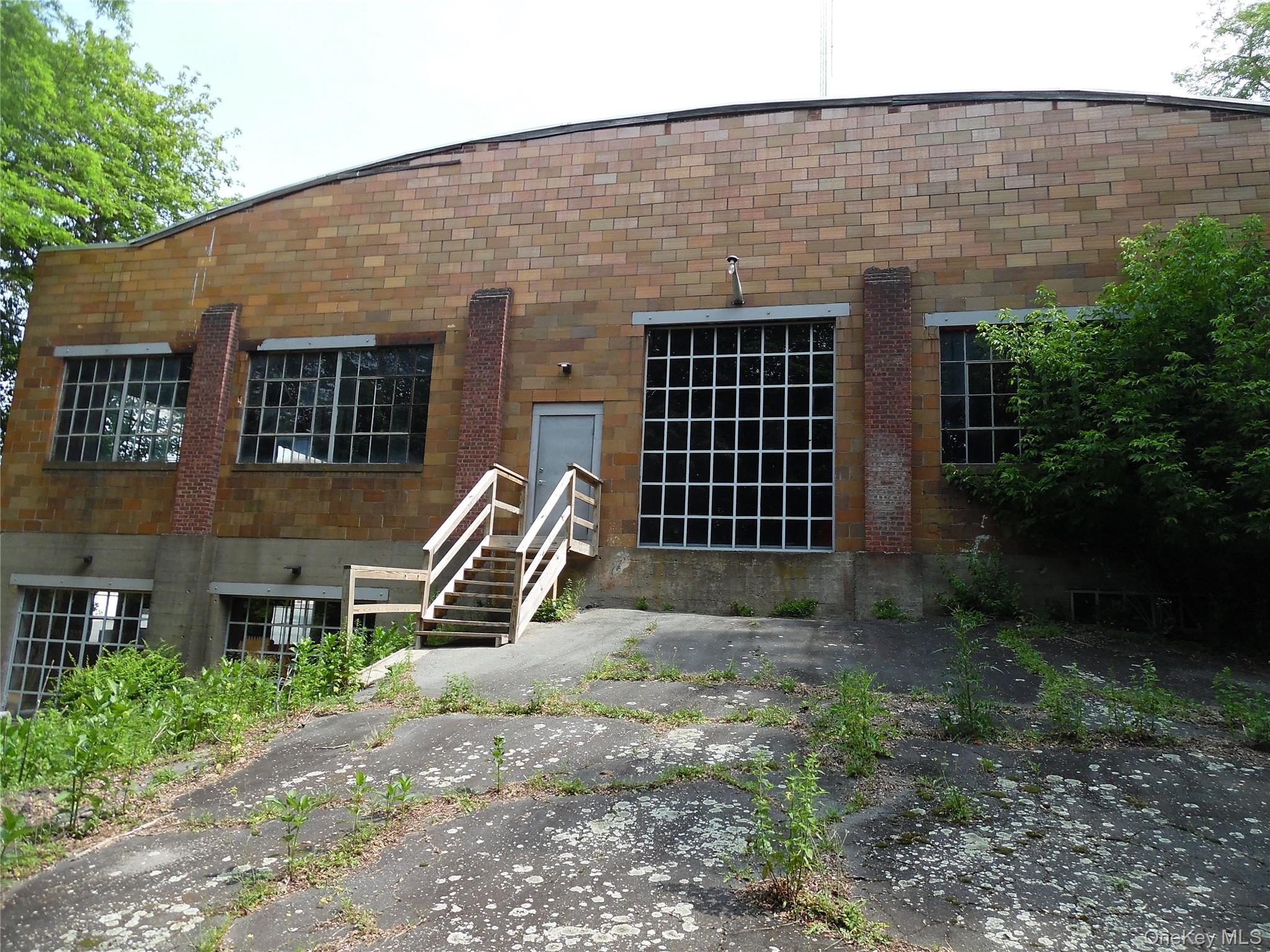 #4 photo, 397 Broadway, Monticello , NY 12701