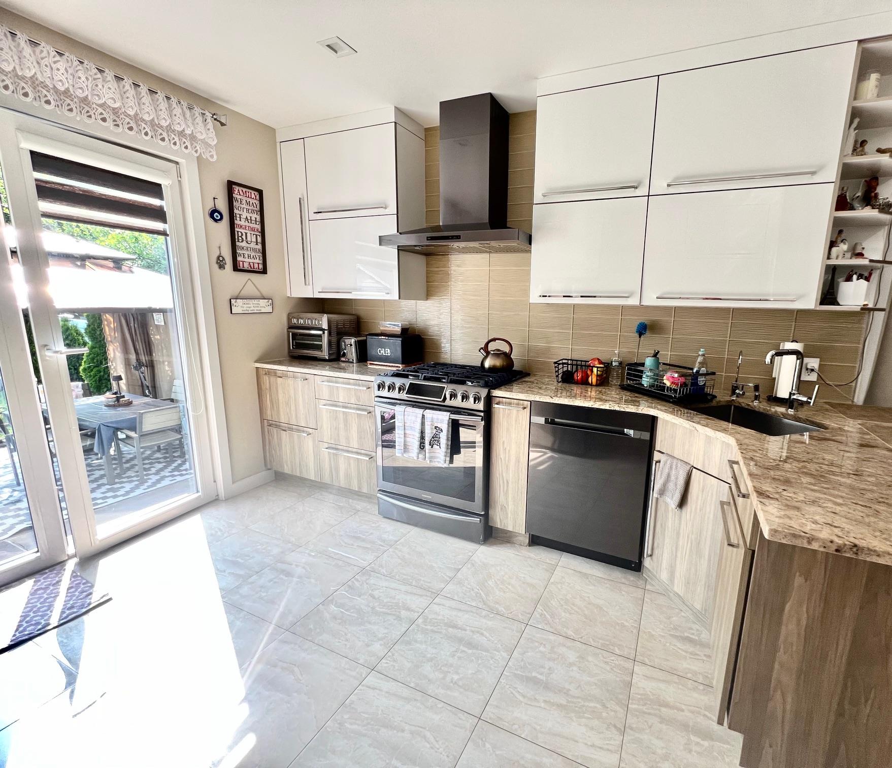 #18 photo, 57-16 66 Street, クイーンズ区 Maspeth , NY 11378