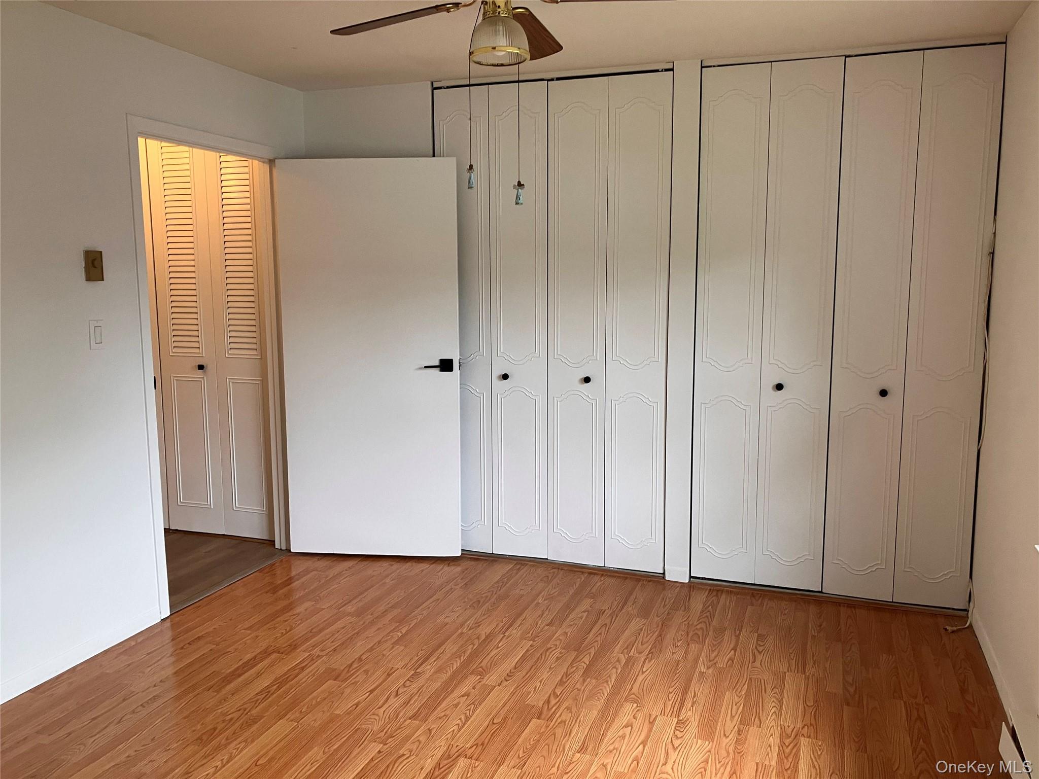 #13 photo, 259 Newcastle Court, サフォーク郡 Ridge , NY 11961