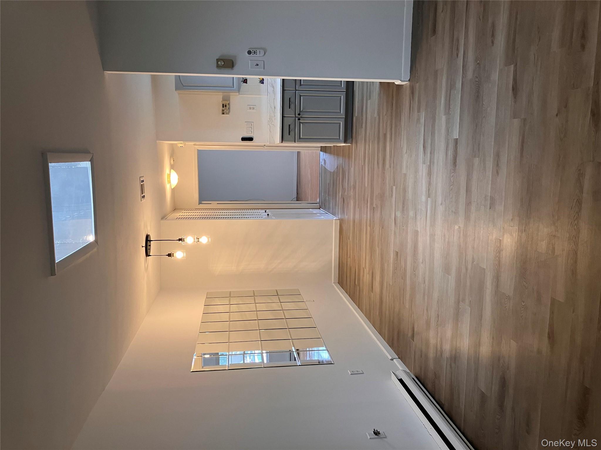 #5 photo, 259 Newcastle Court, サフォーク郡 Ridge , NY 11961