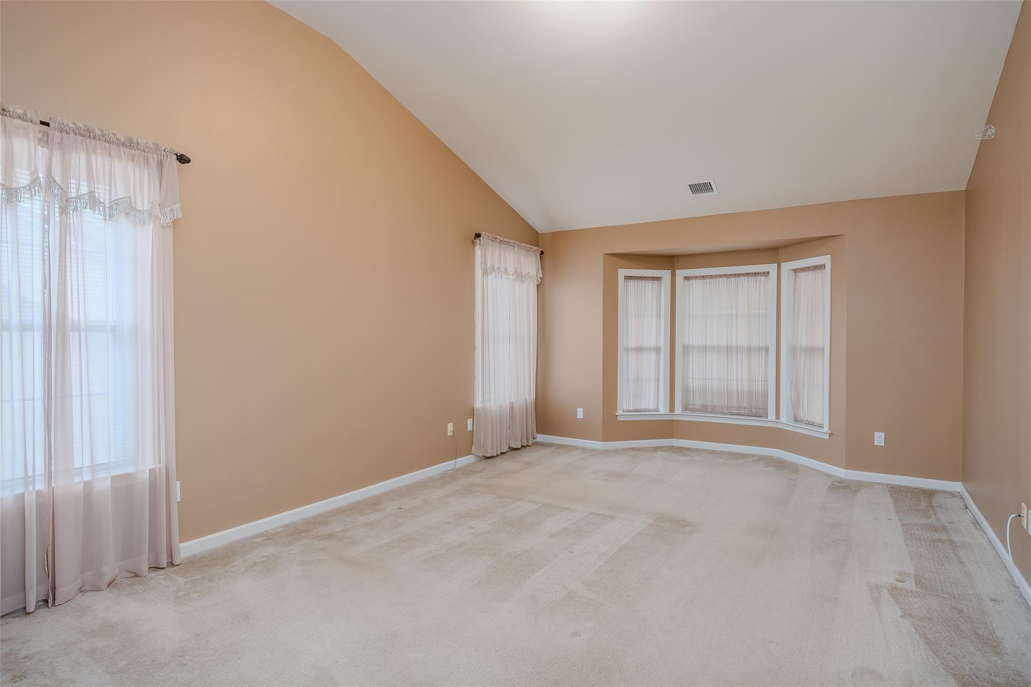 #17 photo, 166 Ira Road, サフォーク郡 Mount Sinai , NY 11766