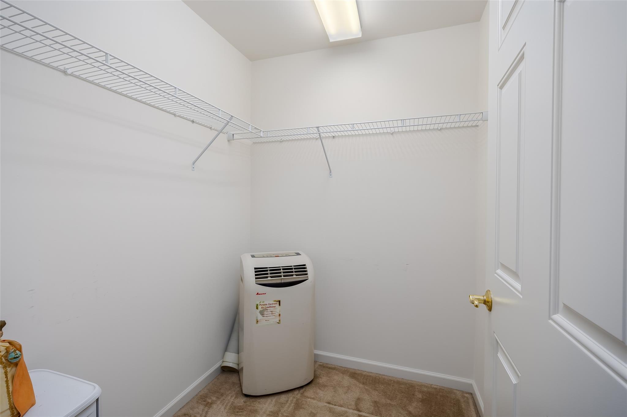 #20 photo, 166 Ira Road, サフォーク郡 Mount Sinai , NY 11766