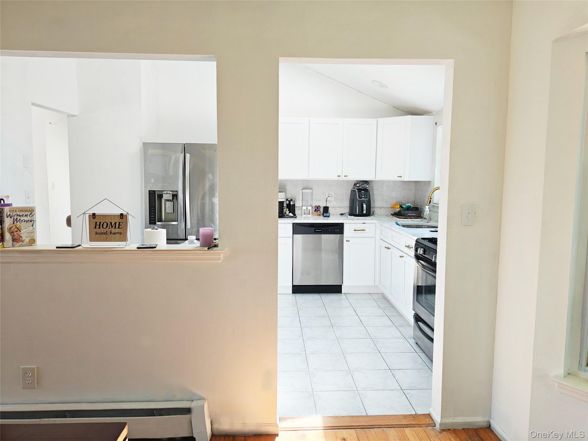 #9 photo, 1056 E Arthur Street, ナッソー郡 Uniondale , NY 11553