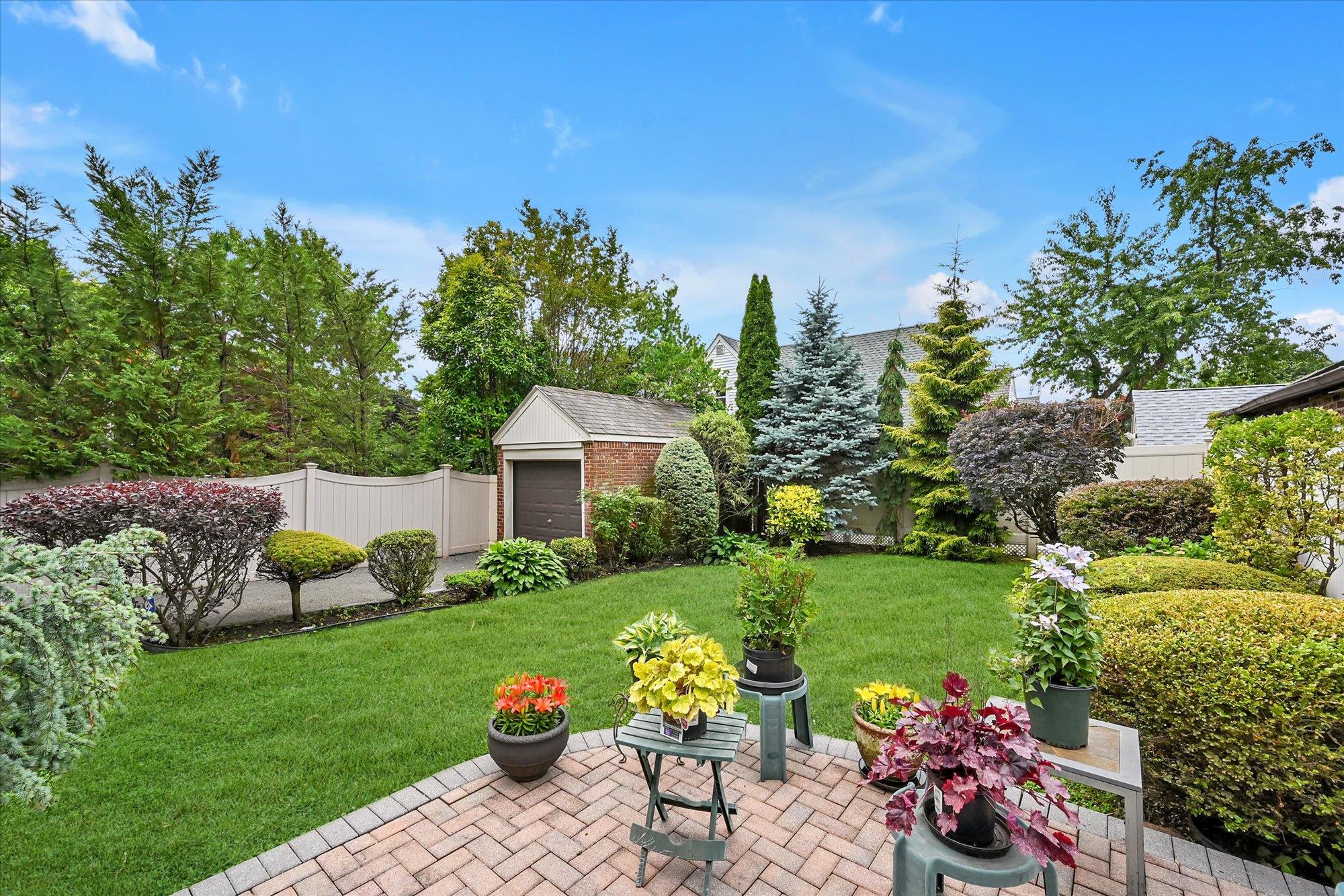 #14 photo, 33-50 210 Street, 皇后區 貝塞 Bayside , NY 11361