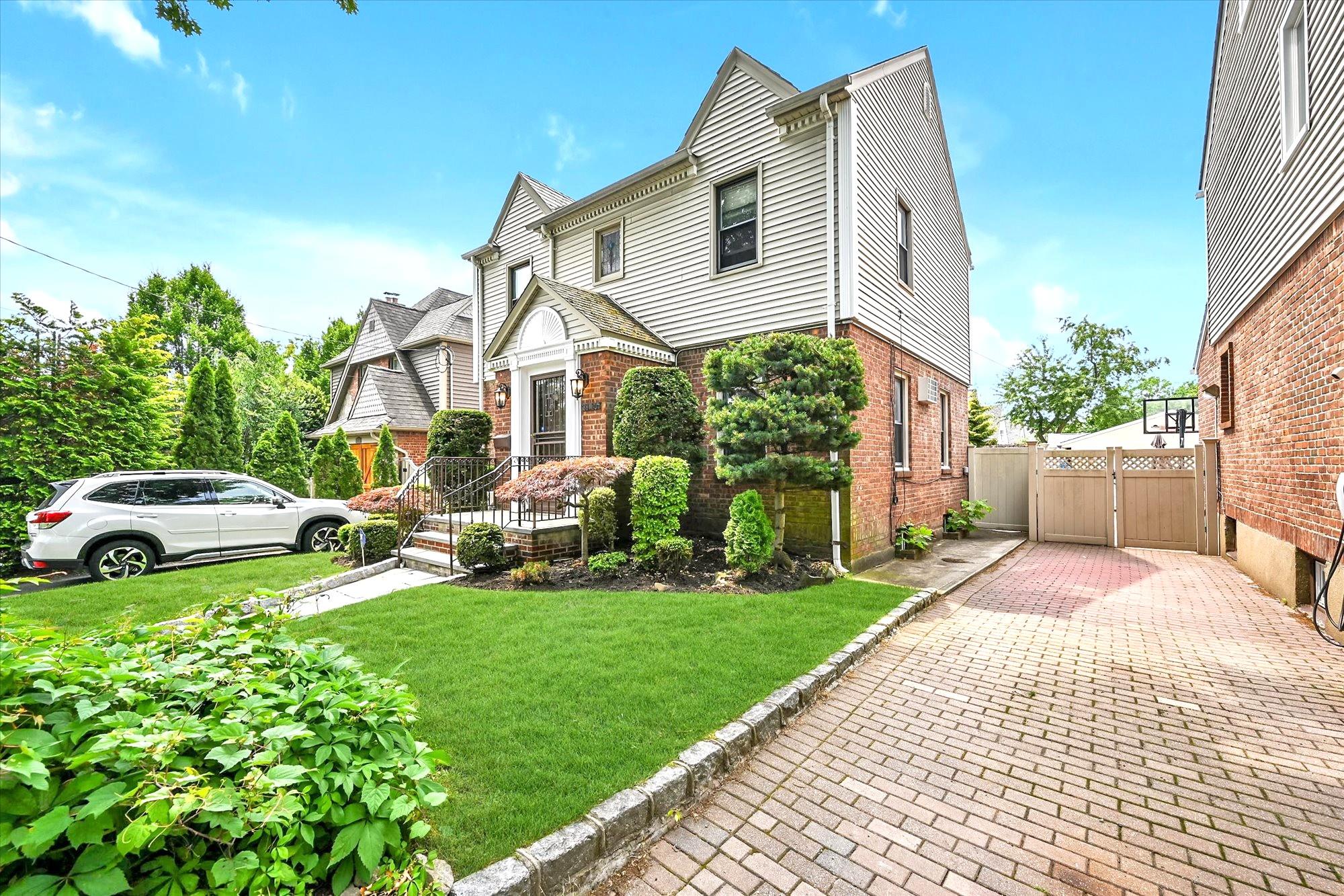 #17 photo, 33-50 210 Street, 皇后區 貝塞 Bayside , NY 11361