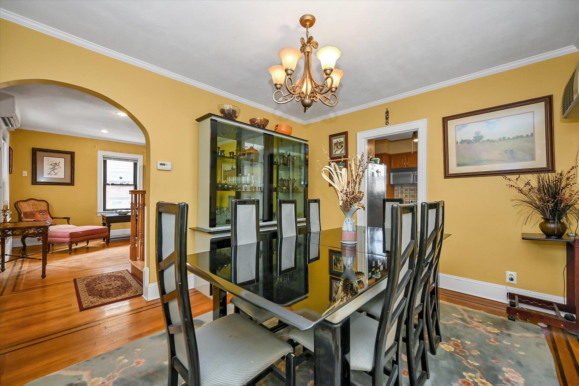 #3 photo, 33-50 210 Street, 皇后區 貝塞 Bayside , NY 11361