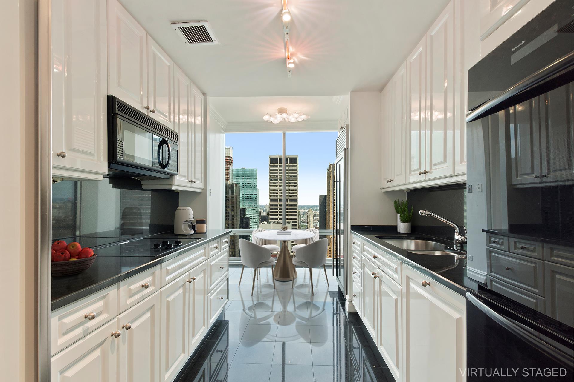 #8 photo, 641 5TH Avenue, マンハッタン Midtown East , NY 10022