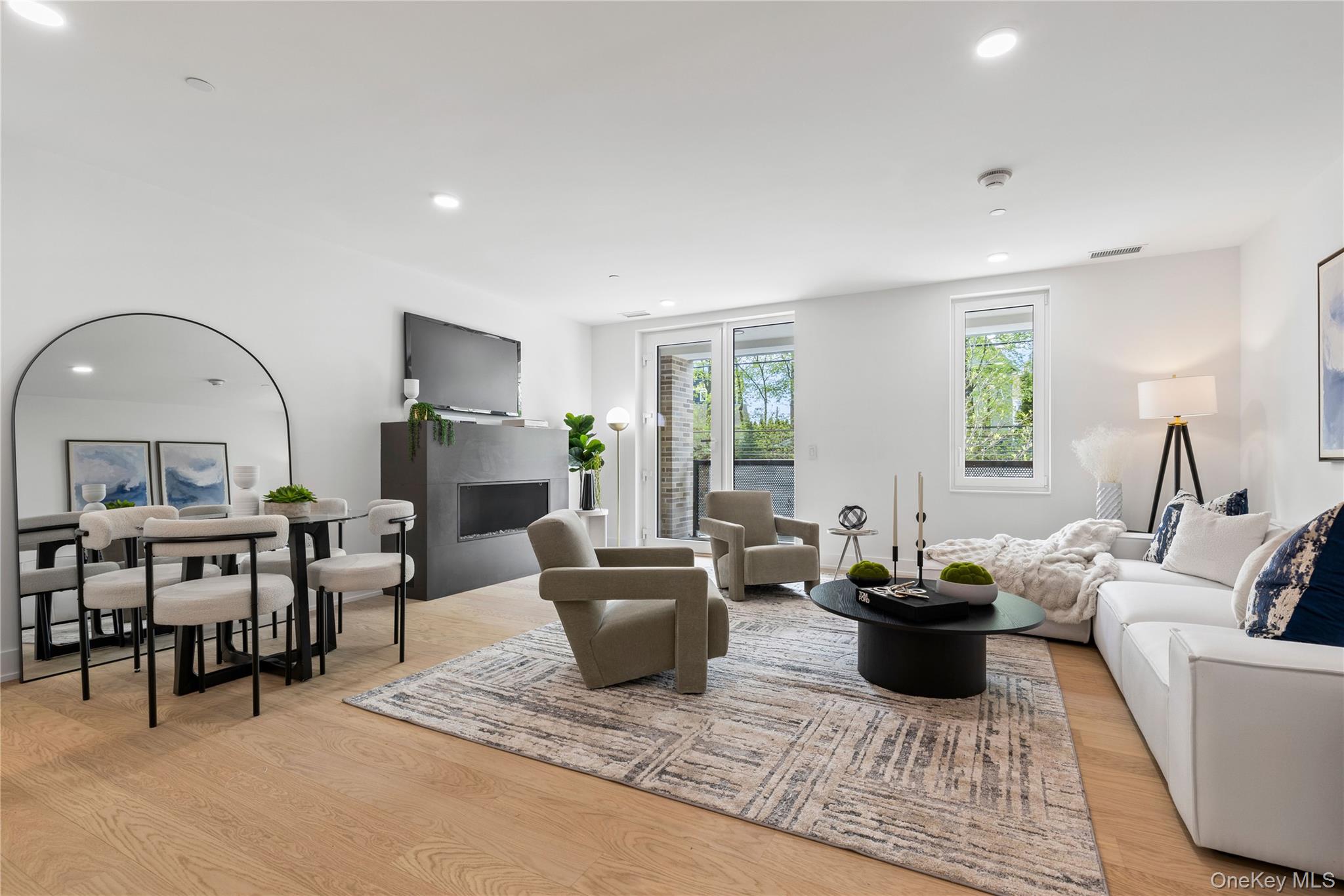 #7 photo, 33 Calvert Street, Harrison , NY 10528