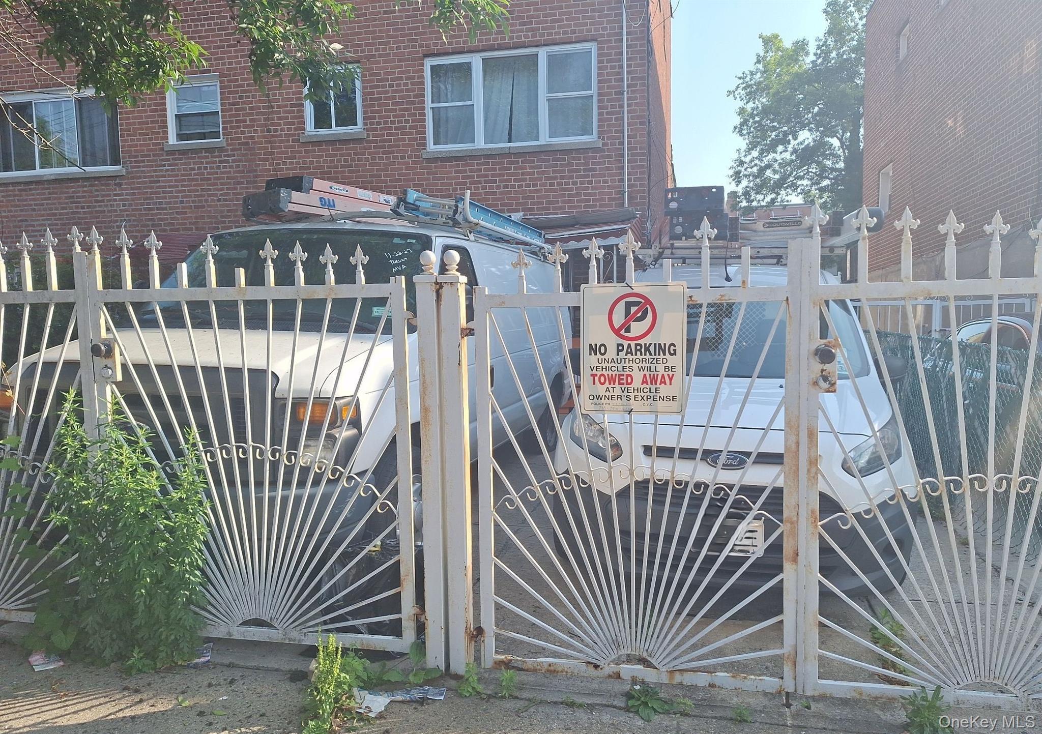 #2 photo, 1037 E 219th Street, ブロンクス区 Bronx , NY 10469