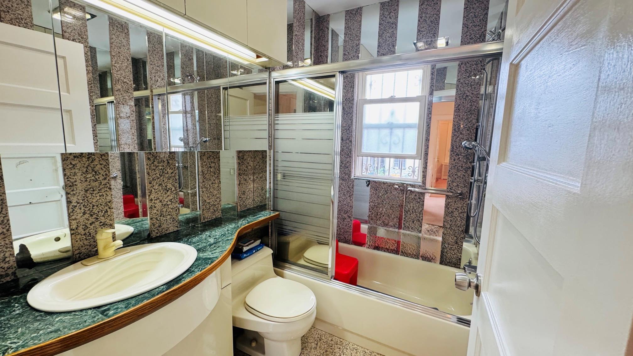 #8 photo, 89-09 86th Street, كوينز Woodhaven , NY 11421