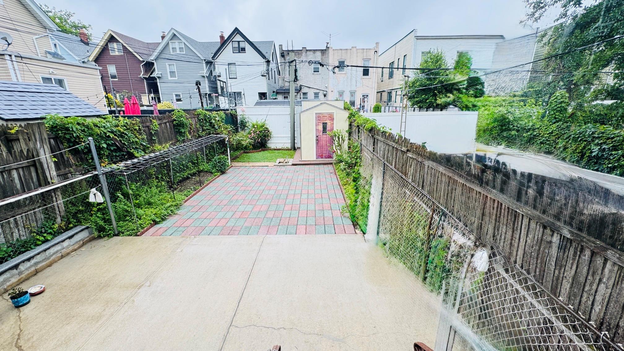 #9 photo, 89-09 86th Street, كوينز Woodhaven , NY 11421