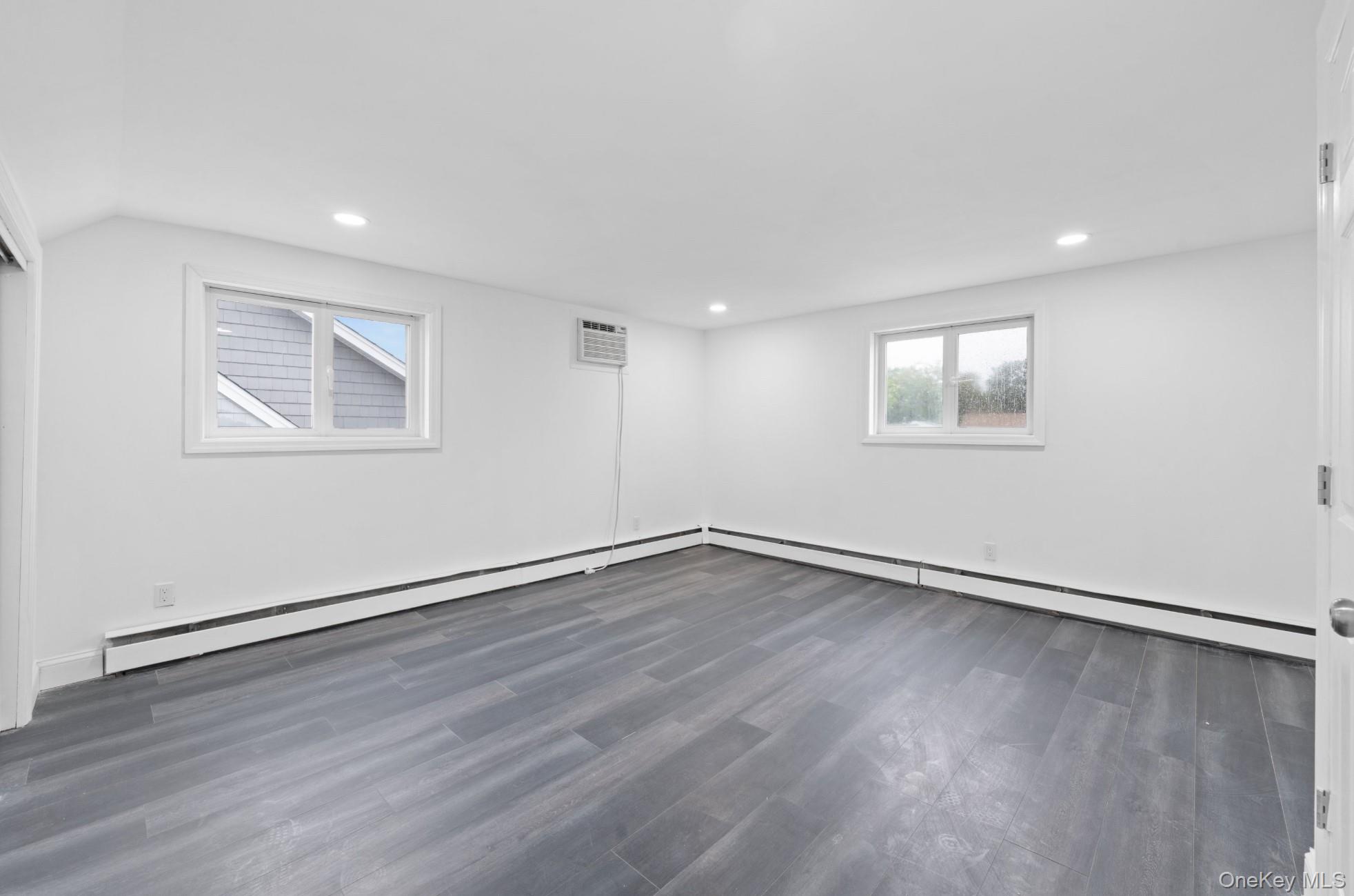 #17 photo, 2573 Legion Street, Bellmore , NY 11710