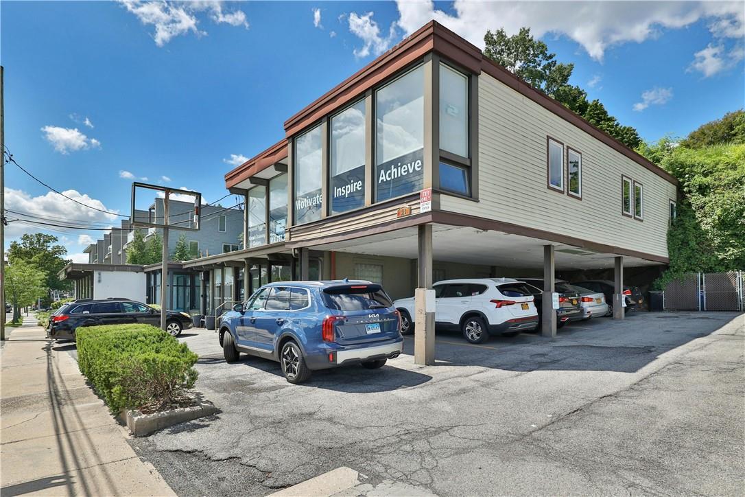 #8 photo, 510-516 W Boston Post Road, Mamaroneck , NY 10543